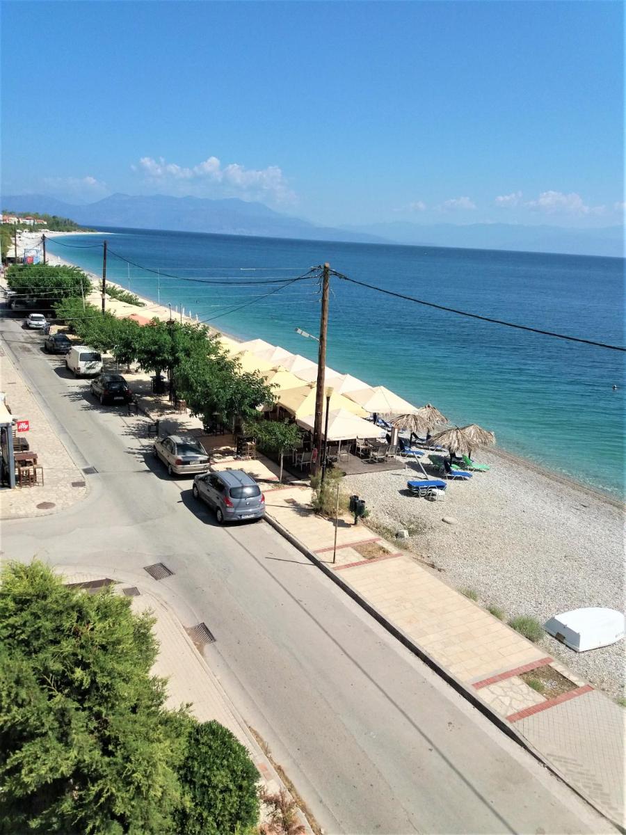 Mondo Cosseri Akrata photo 2