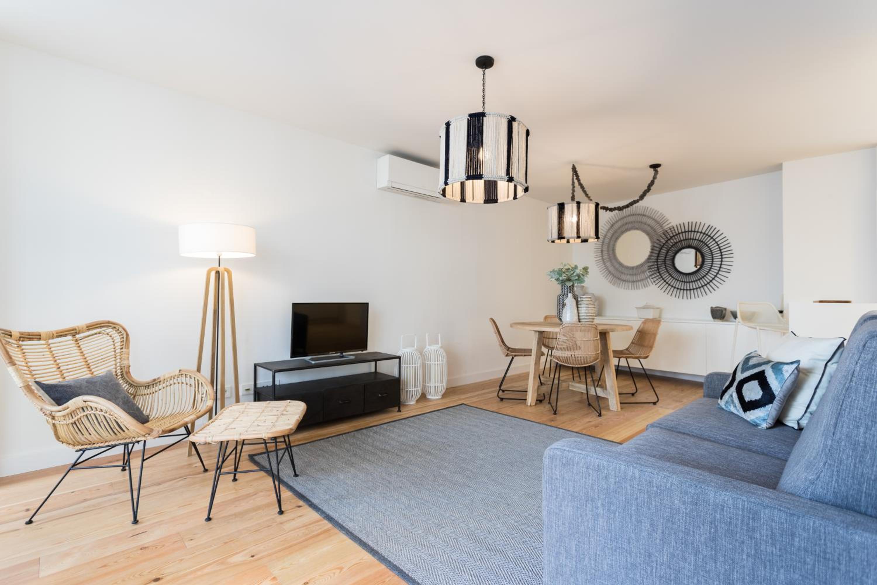 FLH Martim Moniz Terrace Flat view 2
