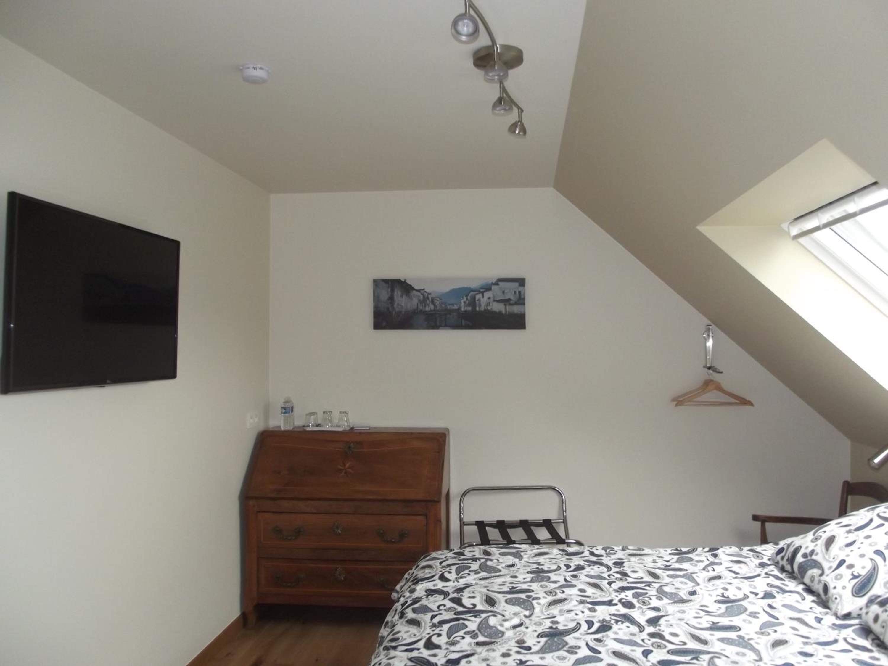 Au Bonheur Frontalier view 4