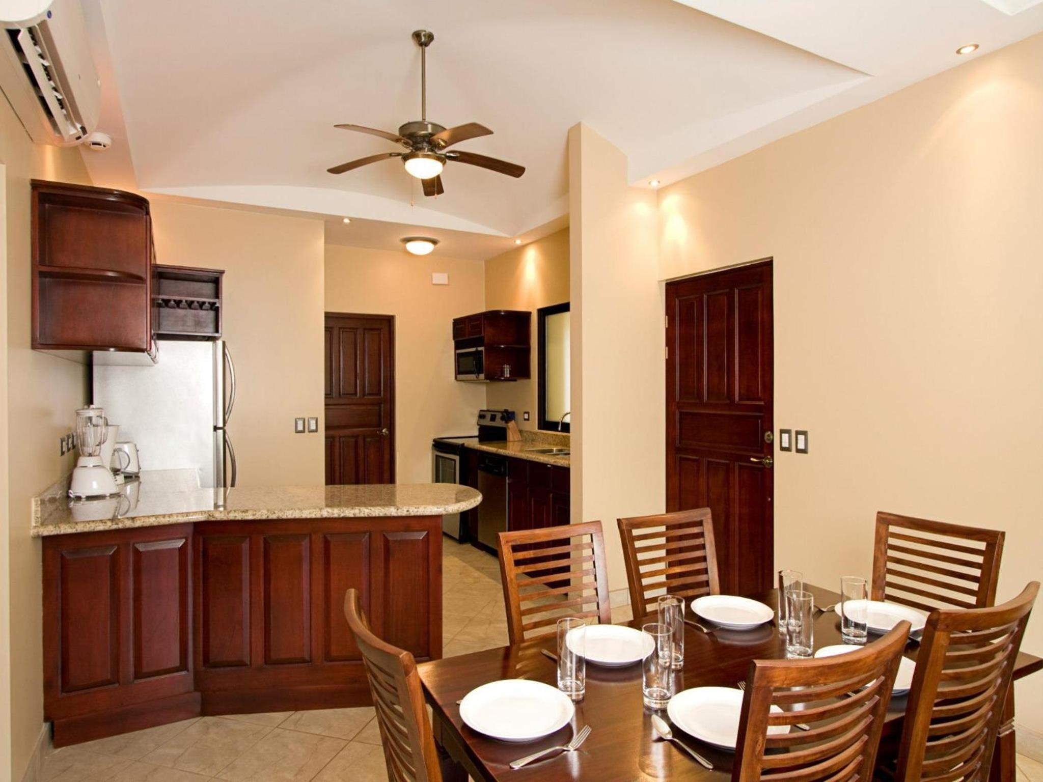 The Oaks Tamarindo Pool Front Condominiums fast wifi