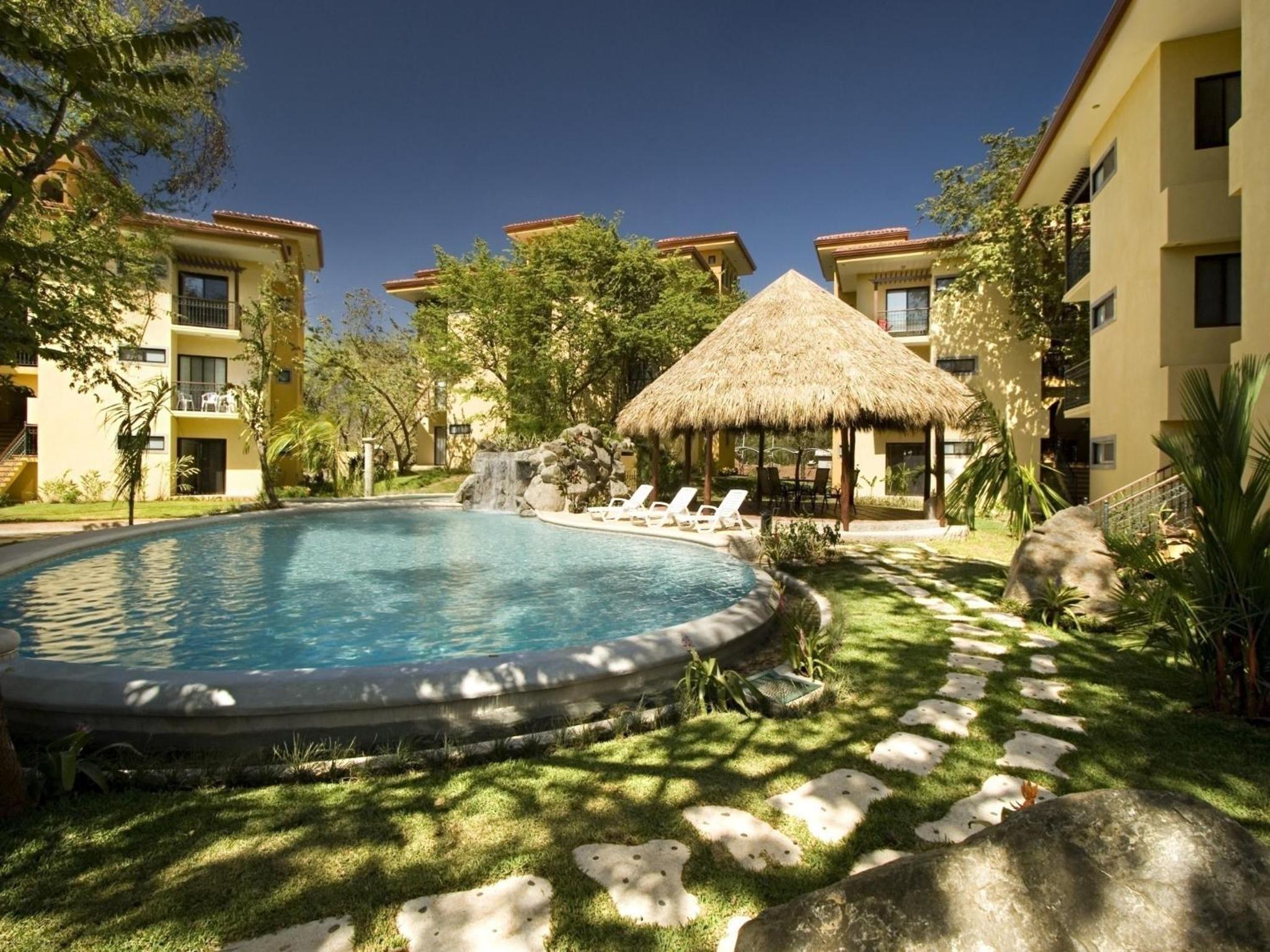 The Oaks Tamarindo Pool Front Condominiums fast wifi