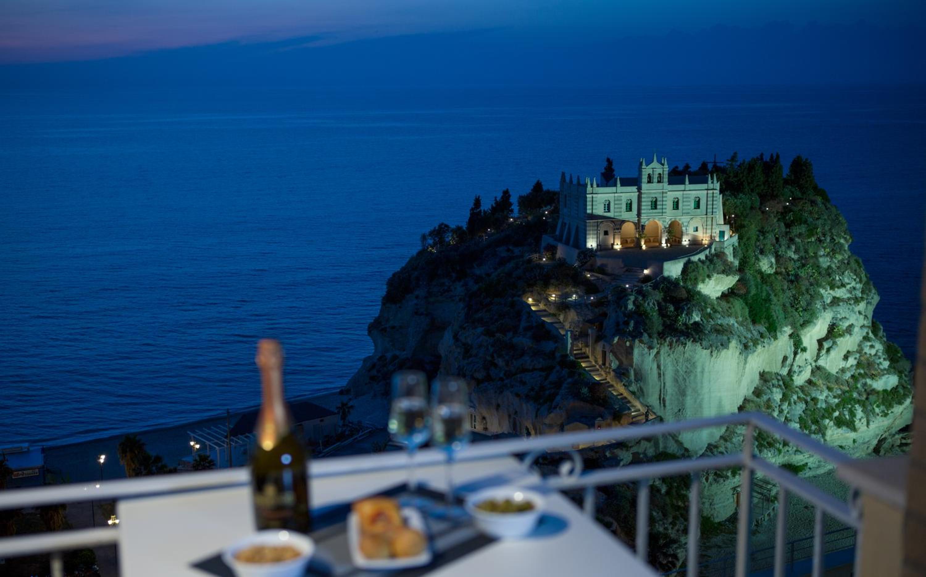 Sunset Tropea