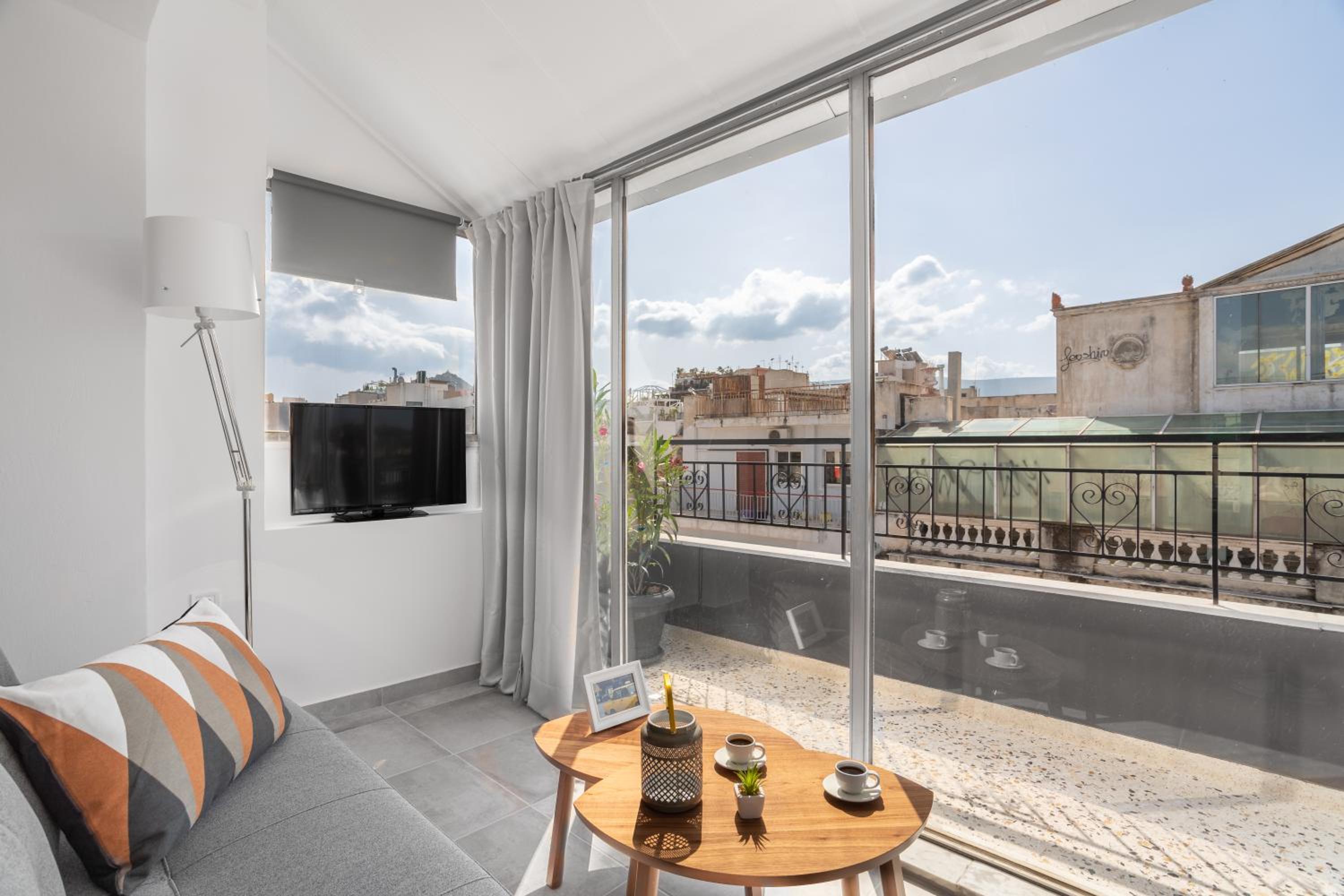 Downtown Boutique Apartments Acropolis View