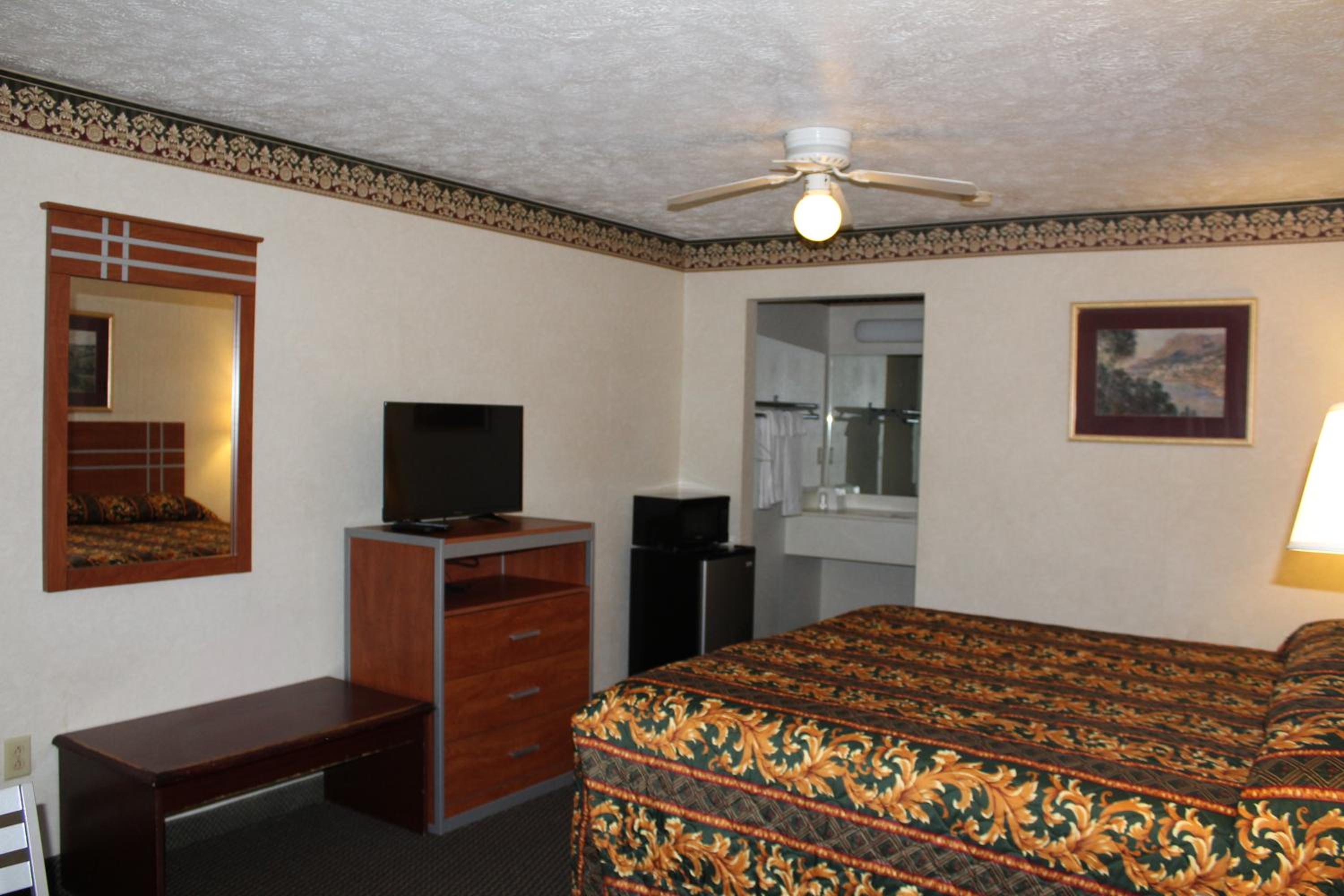 Apple Annie's Inn view 5