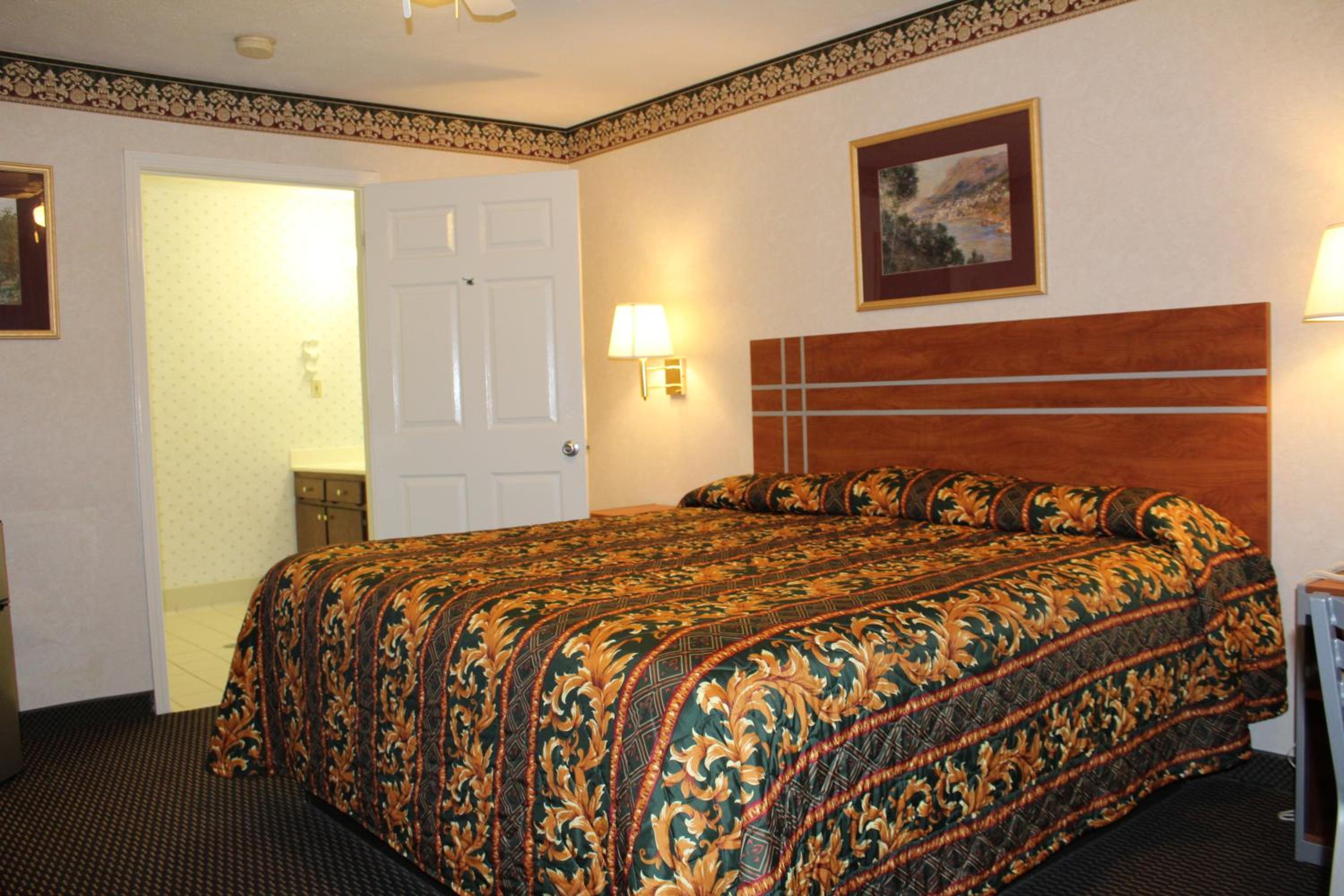 Apple Annie's Inn view 4