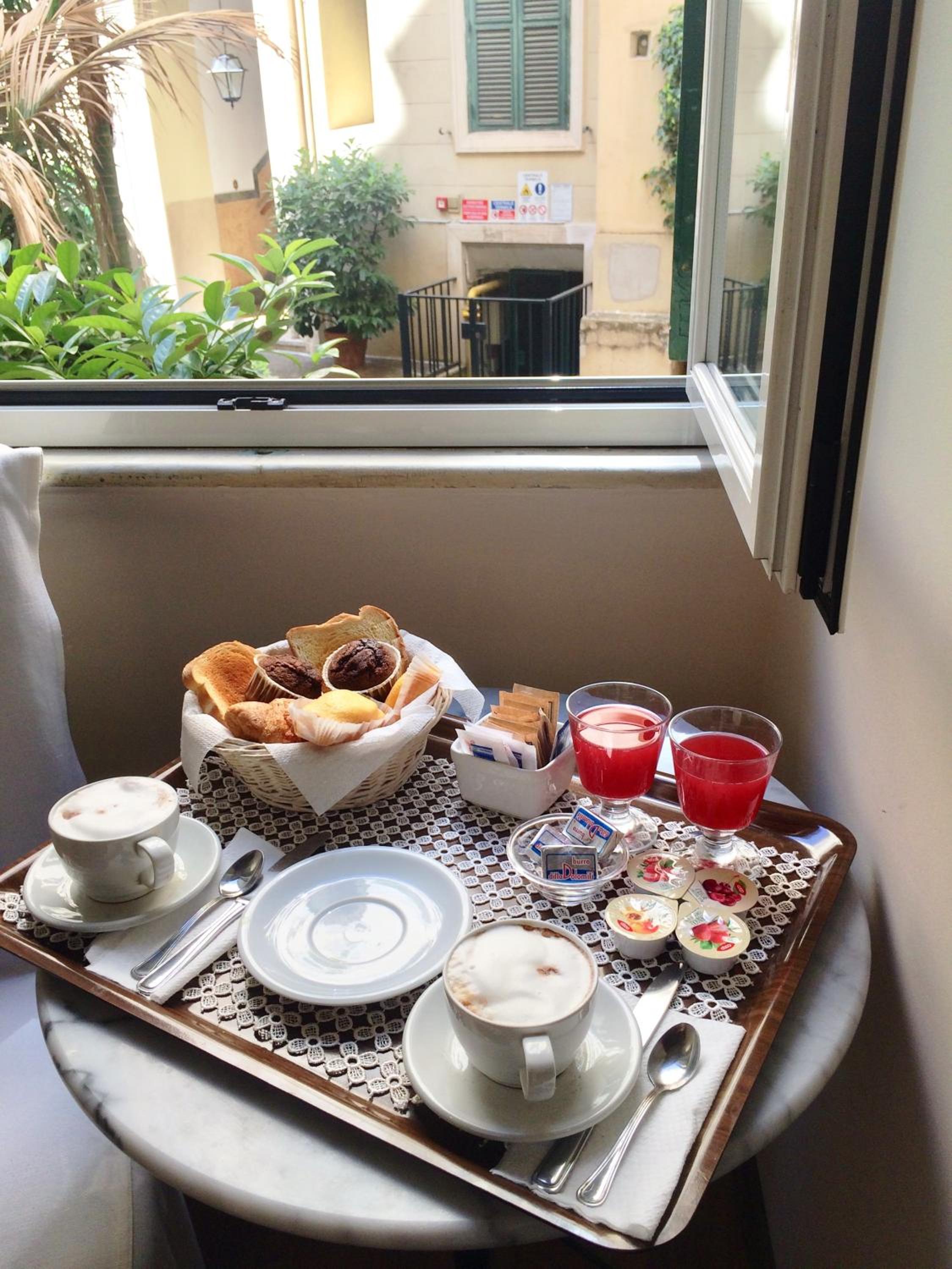 The Center Of Rome B&B