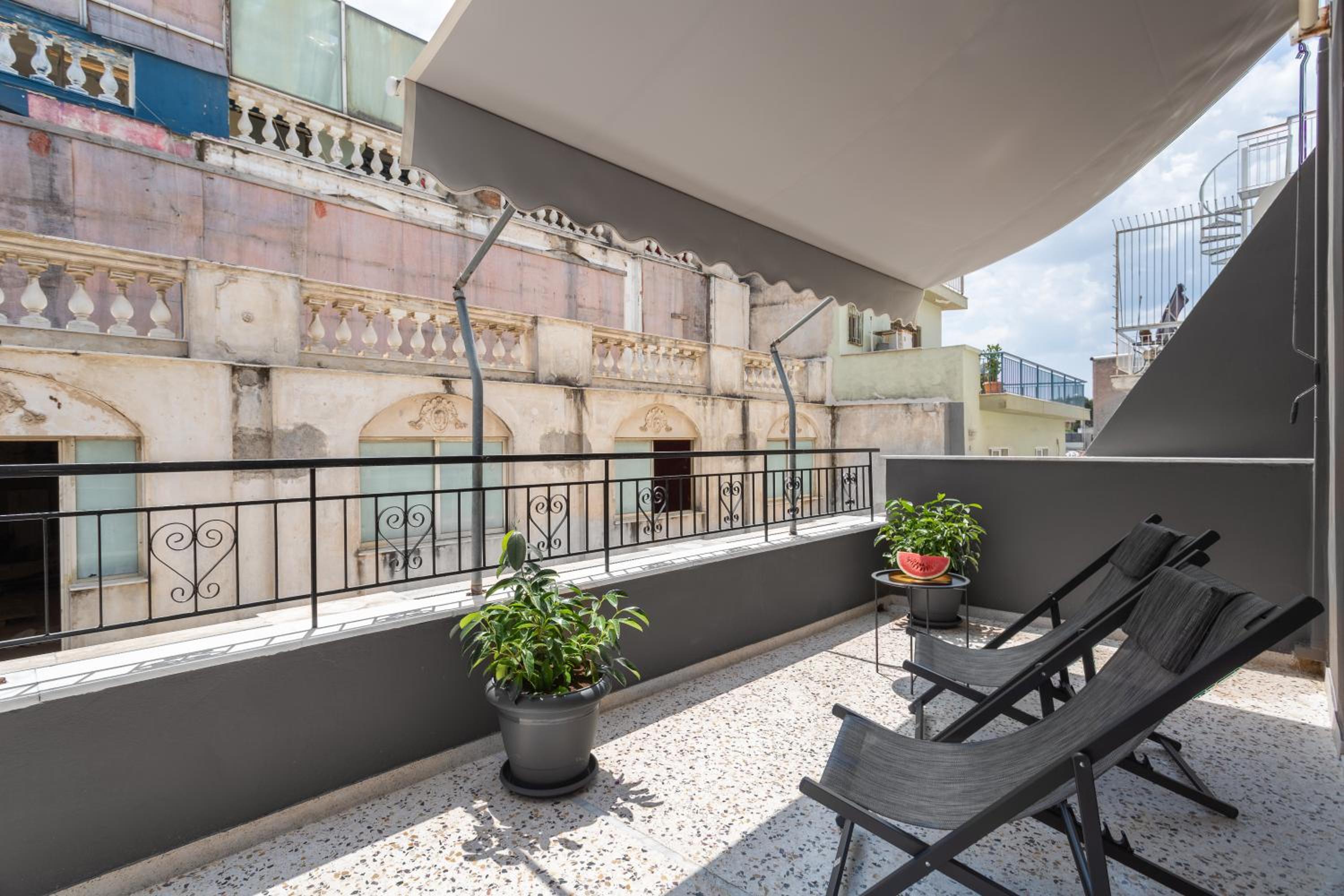 Downtown Boutique Apartments Acropolis View