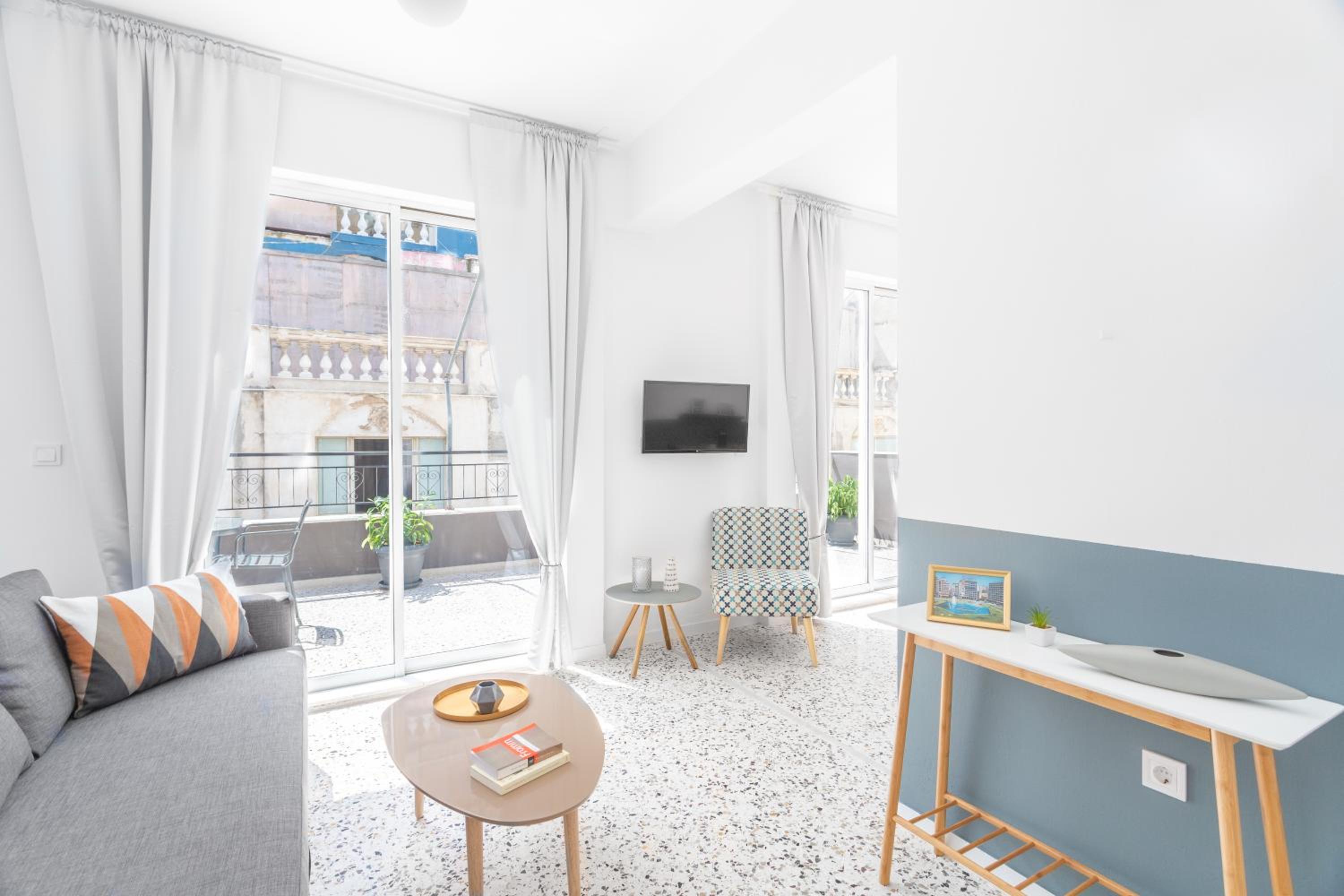 Downtown Boutique Apartments Acropolis View