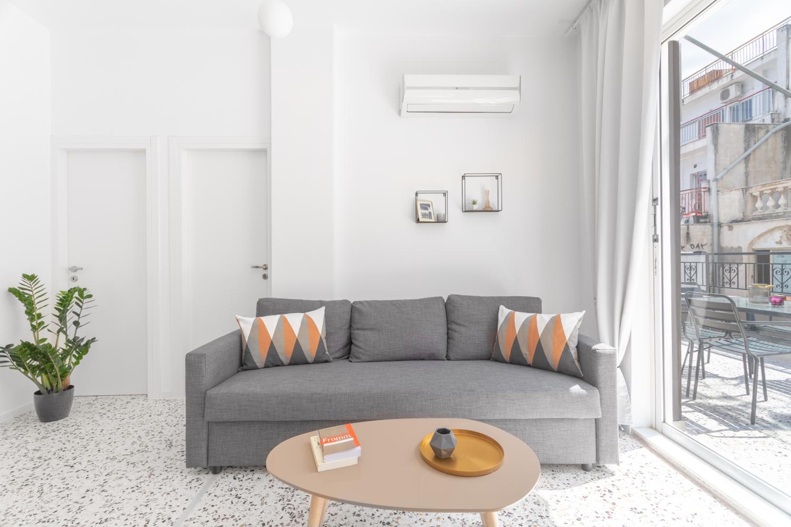 Downtown Boutique Apartments Acropolis View