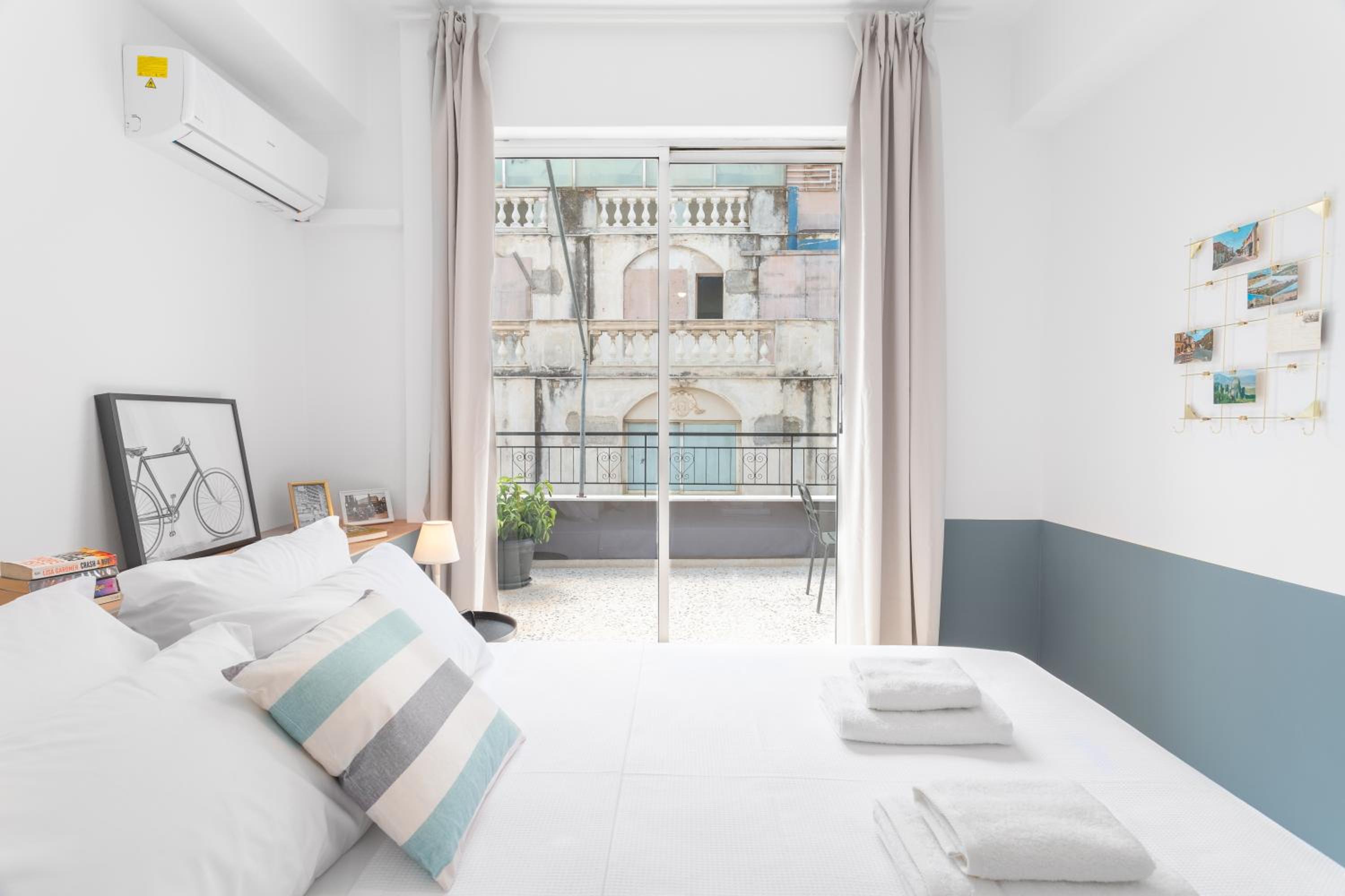 Downtown Boutique Apartments Acropolis View