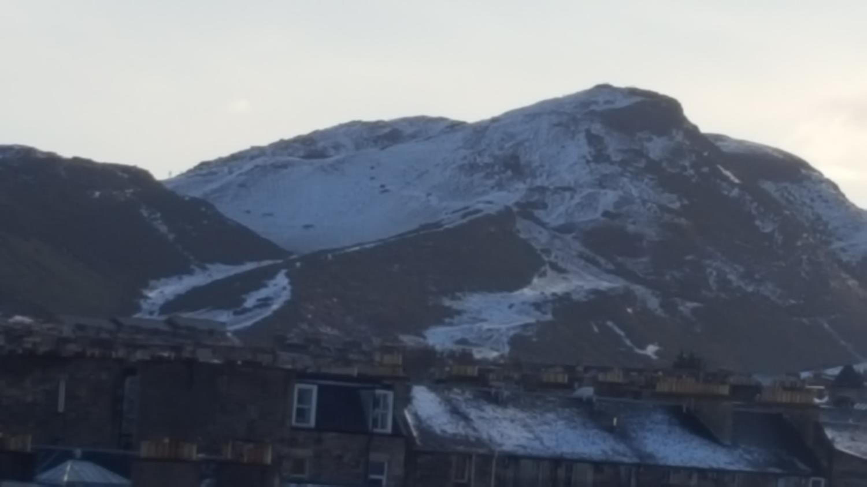 Edinburgh City Luxury Apartment Spectrum view 5