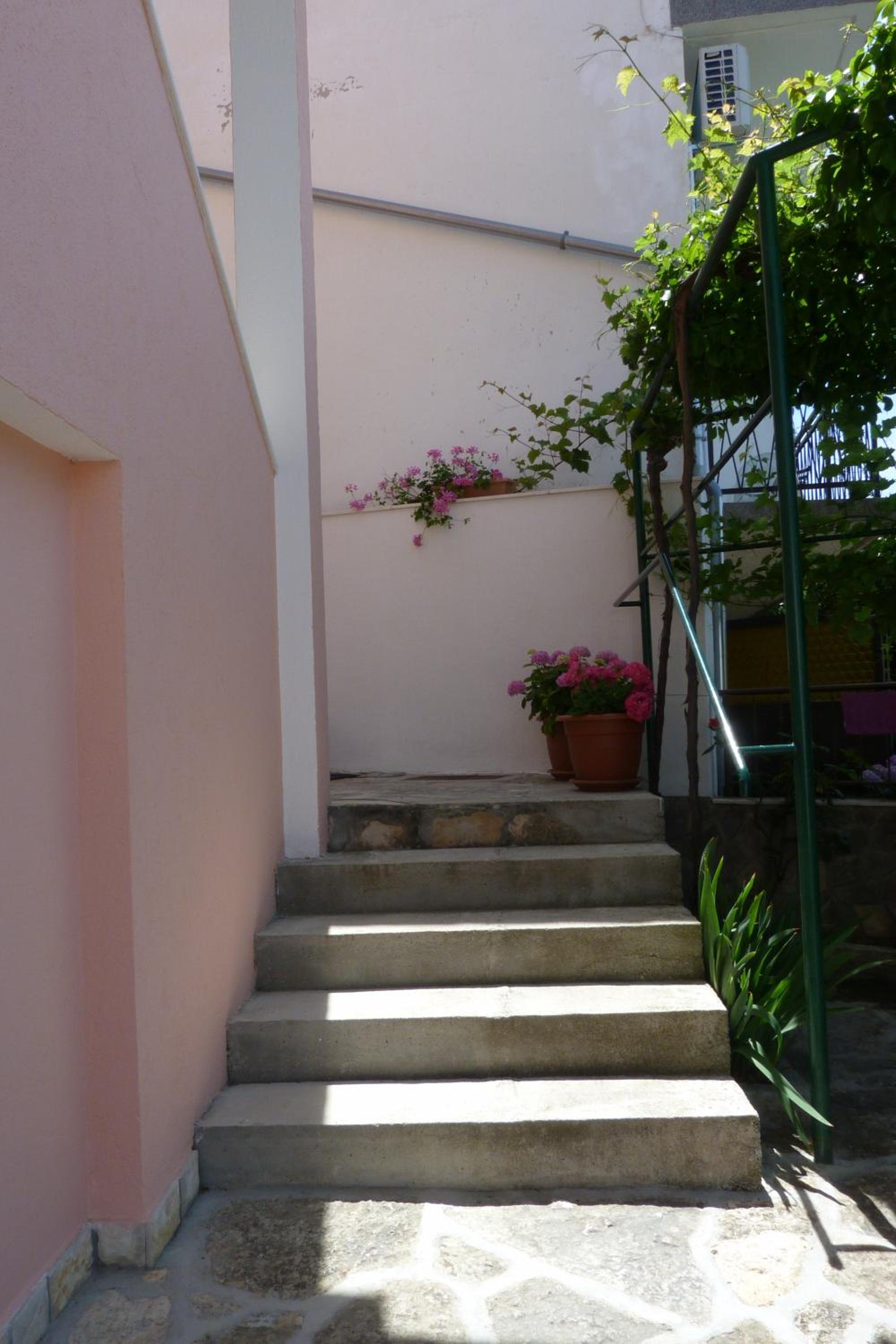Photo 37