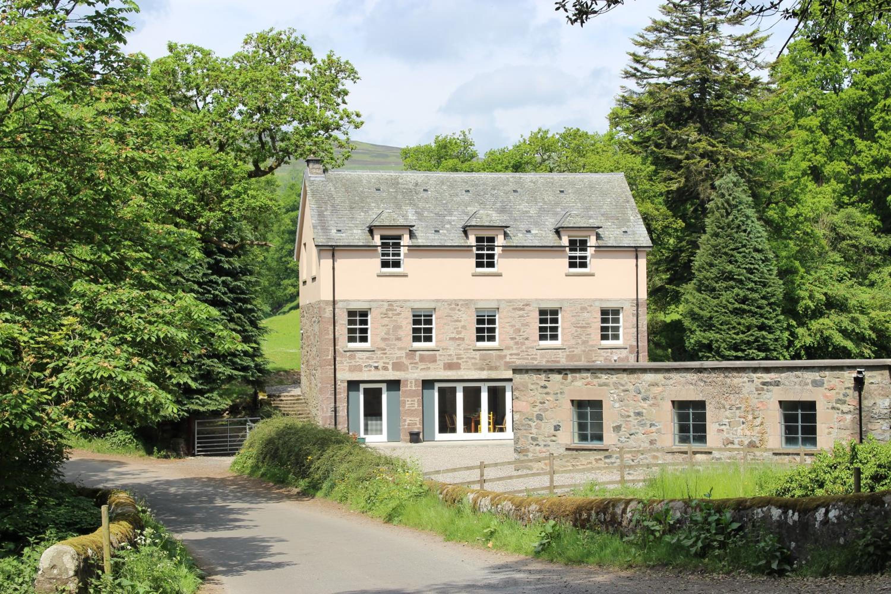 Mill House Monzie view 5