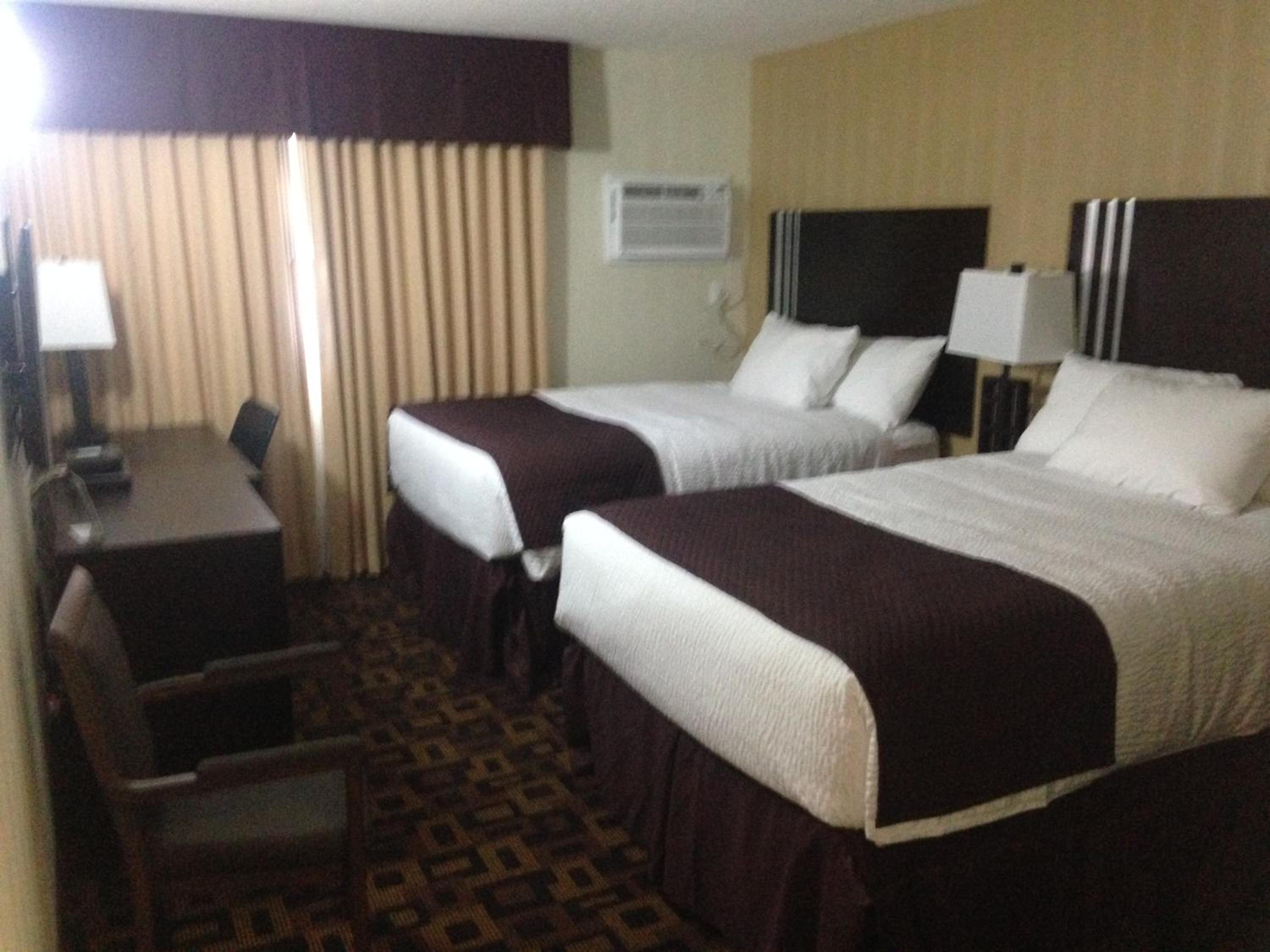 Days Inn by Wyndham Sylvan Lake