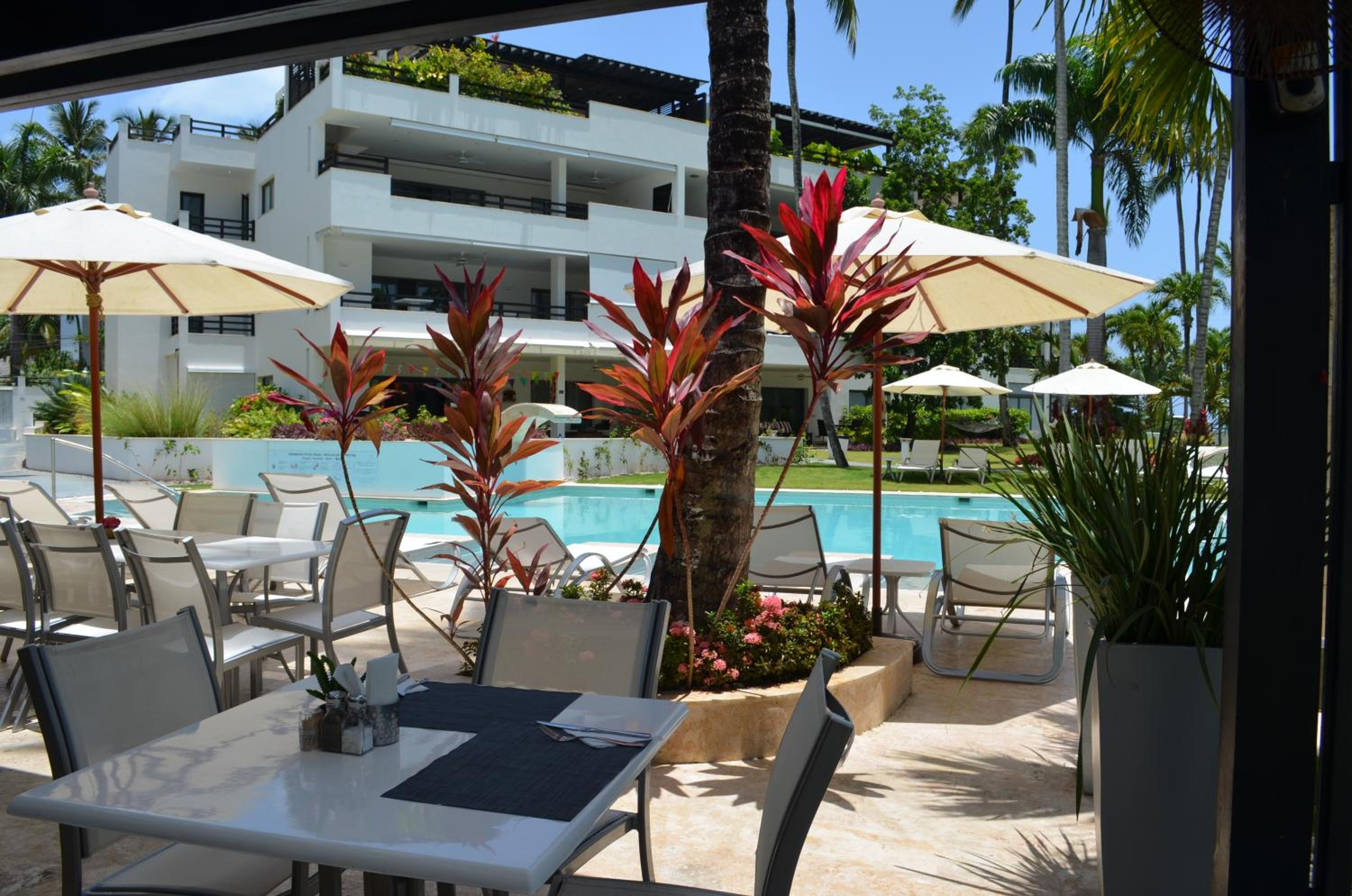 Aligio Beachfront Paradise