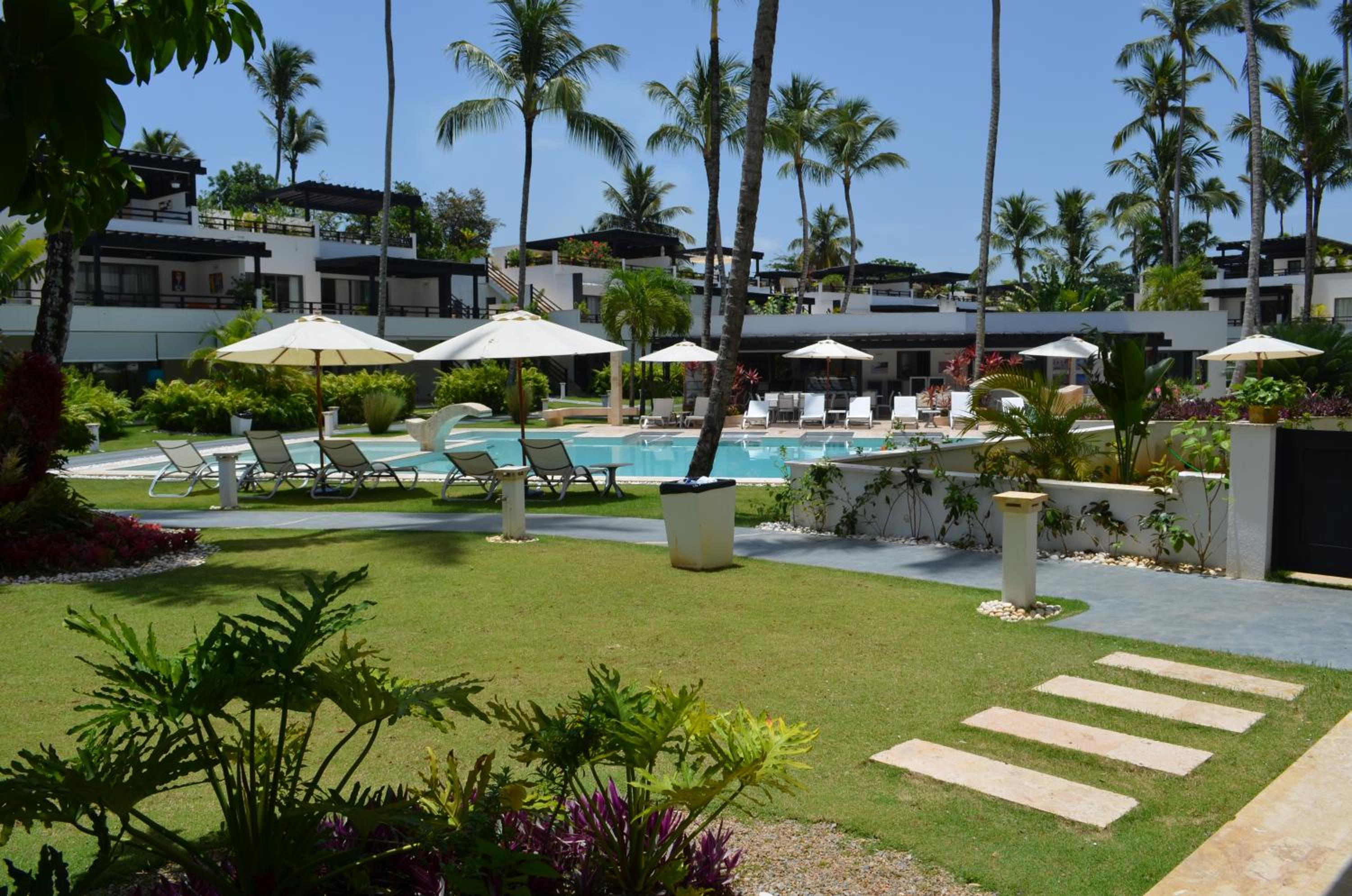 Aligio Beachfront Paradise