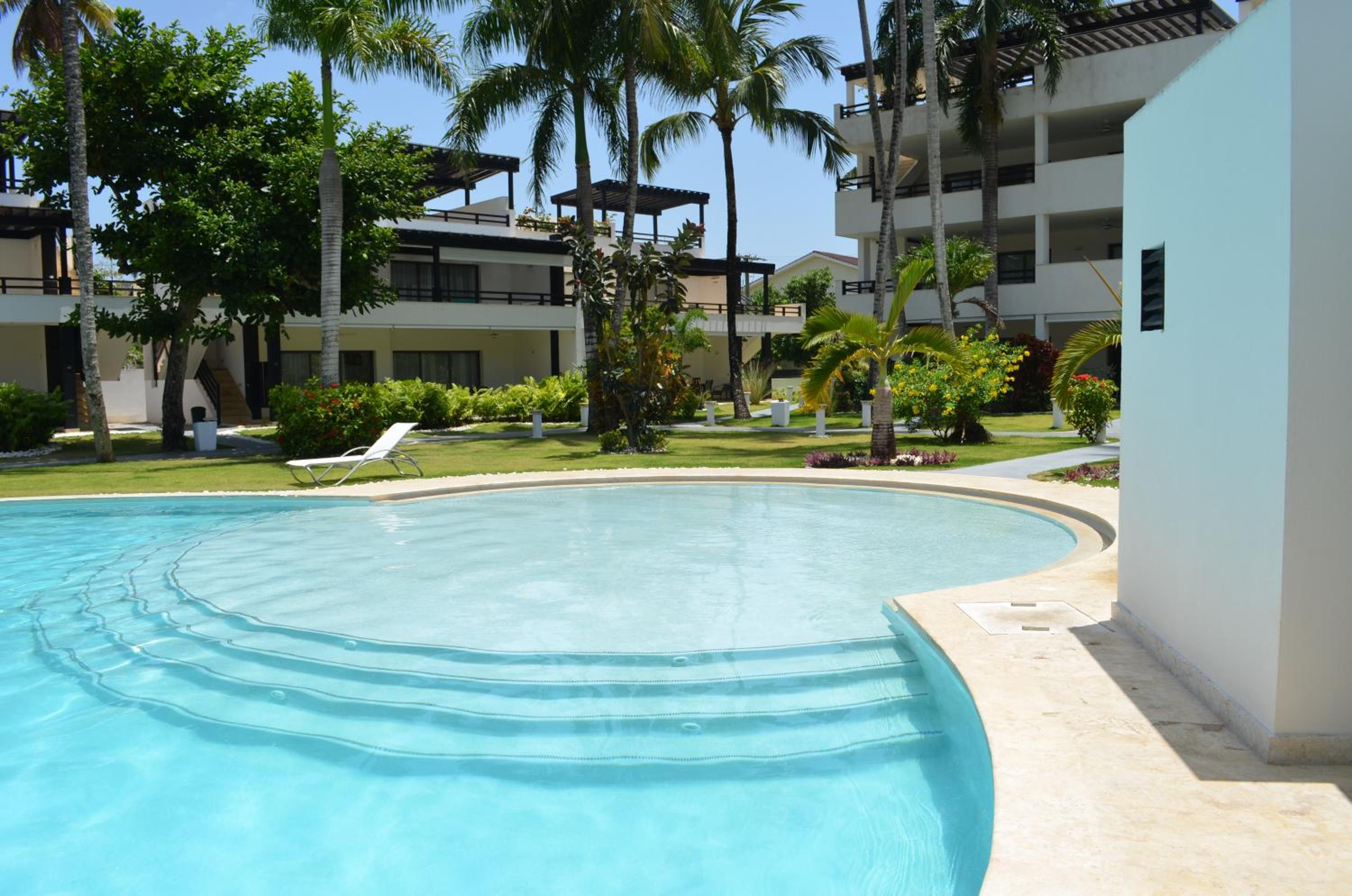 Aligio Beachfront Paradise