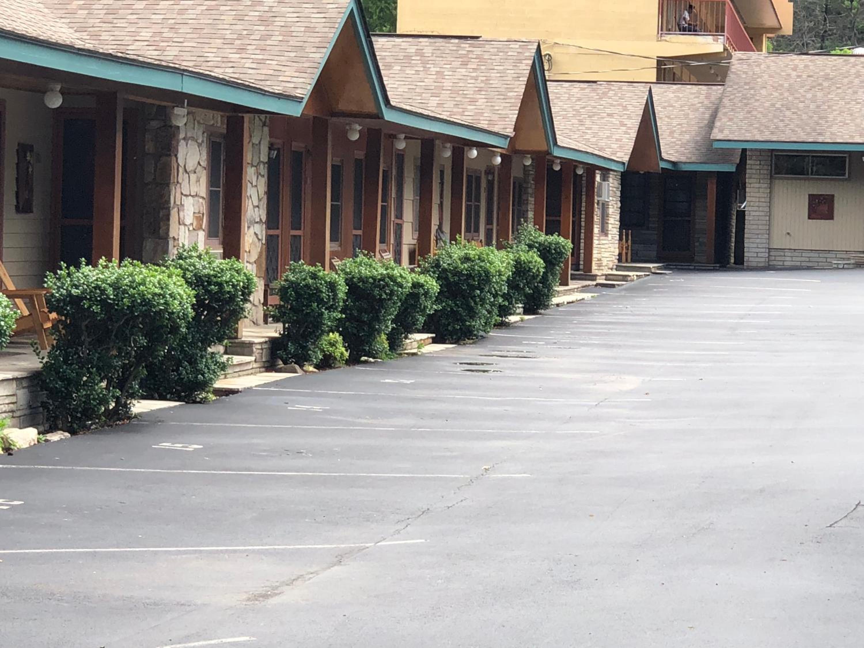 Marshall's Creek Rest Motel