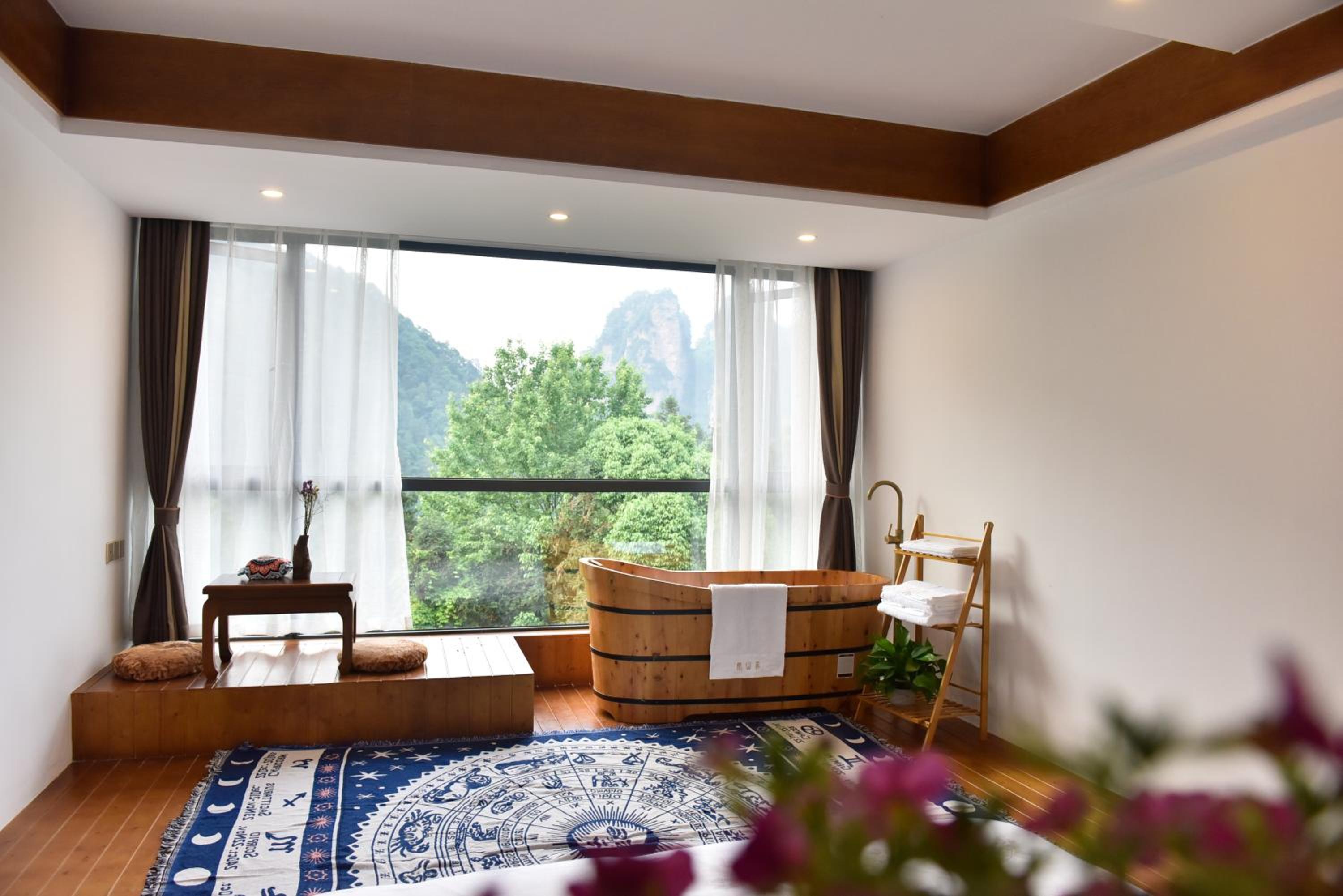 Zhangjiajie Mount View Cottage