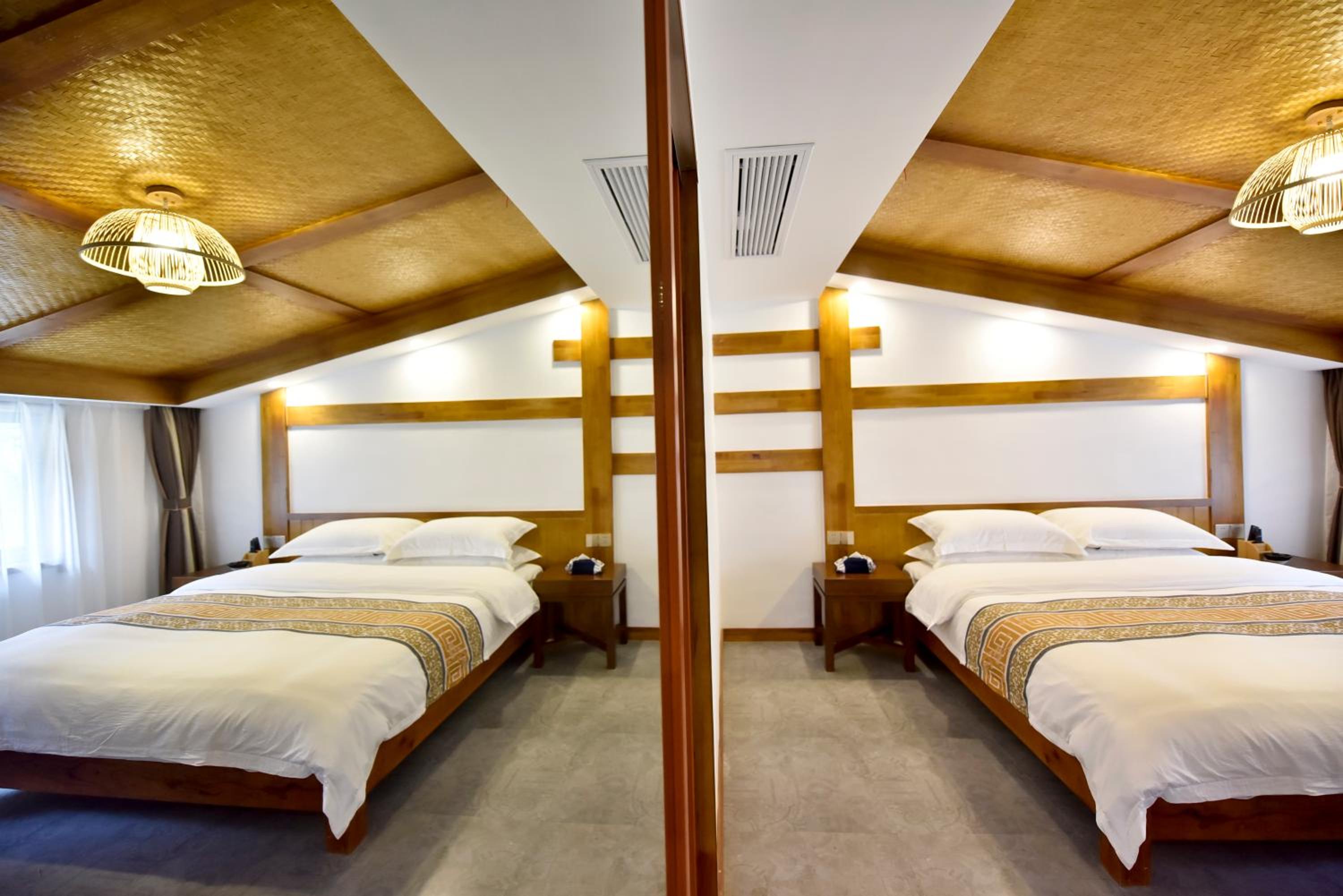 Zhangjiajie Mount View Cottage
