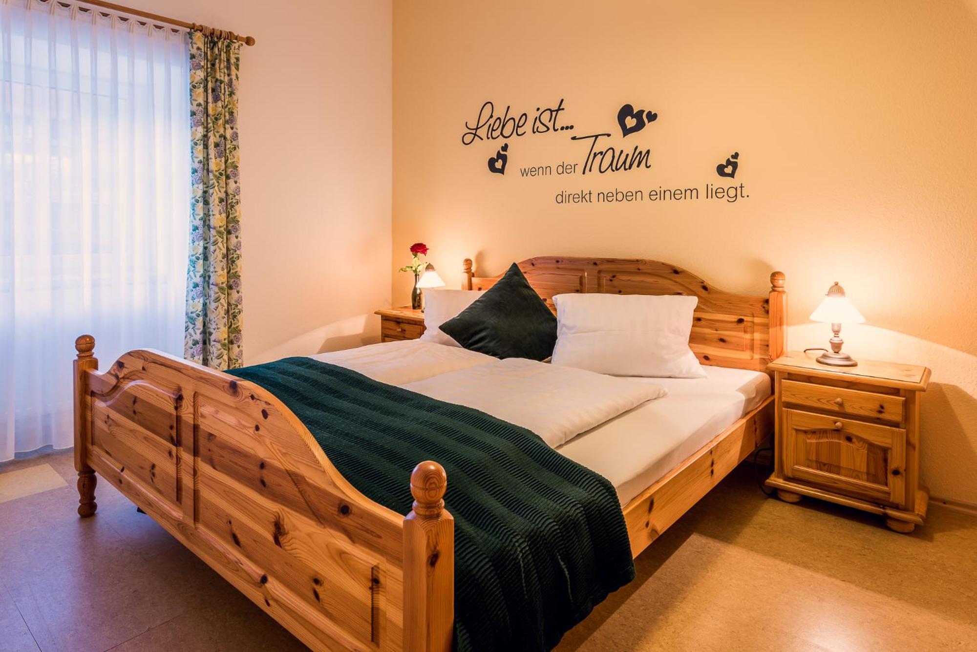 Ferienwohnungen Hotel Garni Dörflerwirt