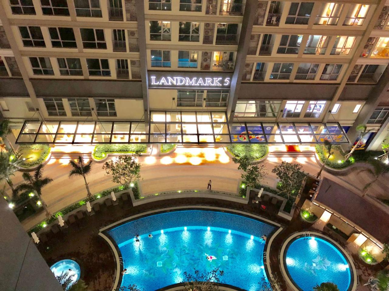 Vinhomes Luxury Art Condotel