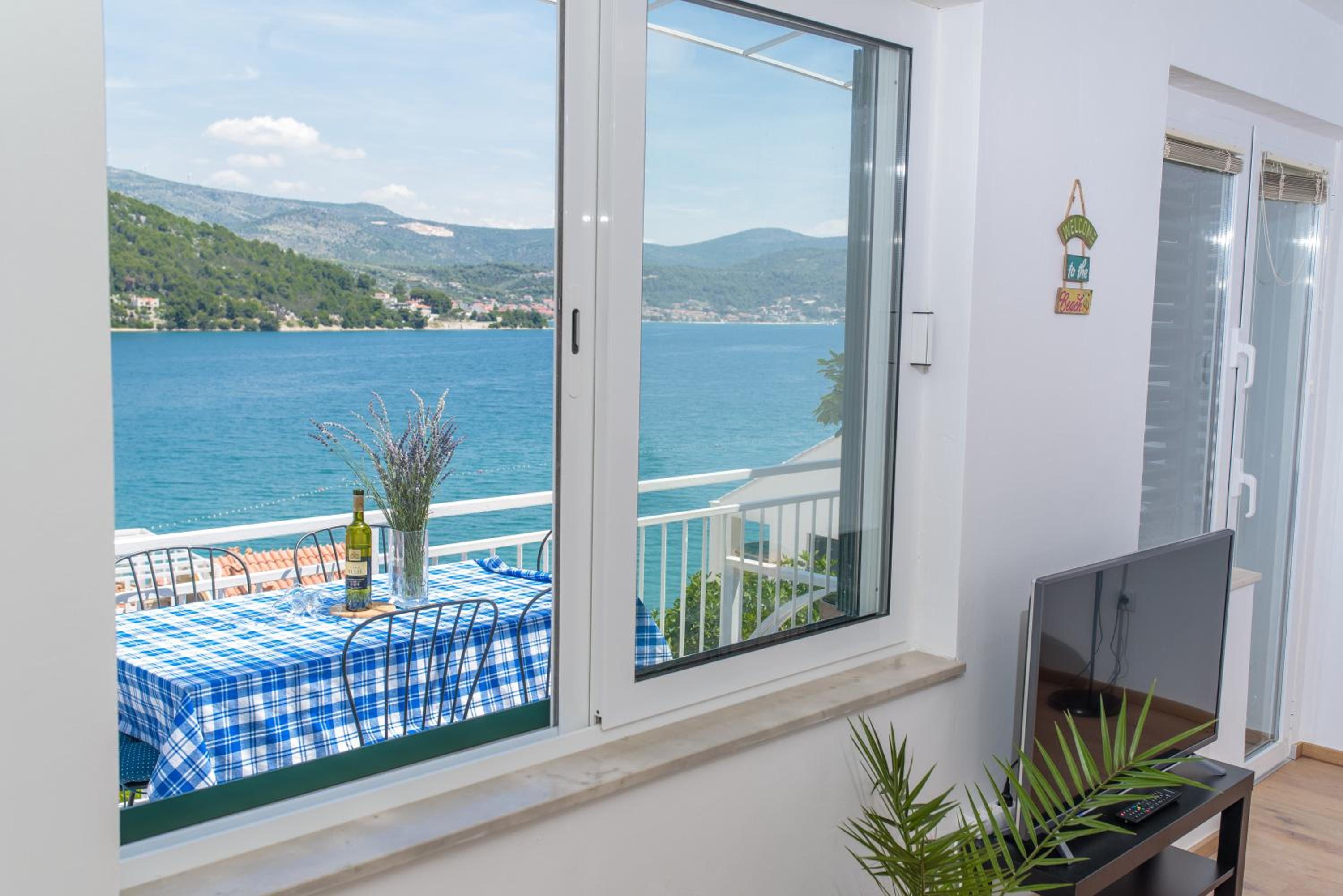 Beach Apartment Marina view 5