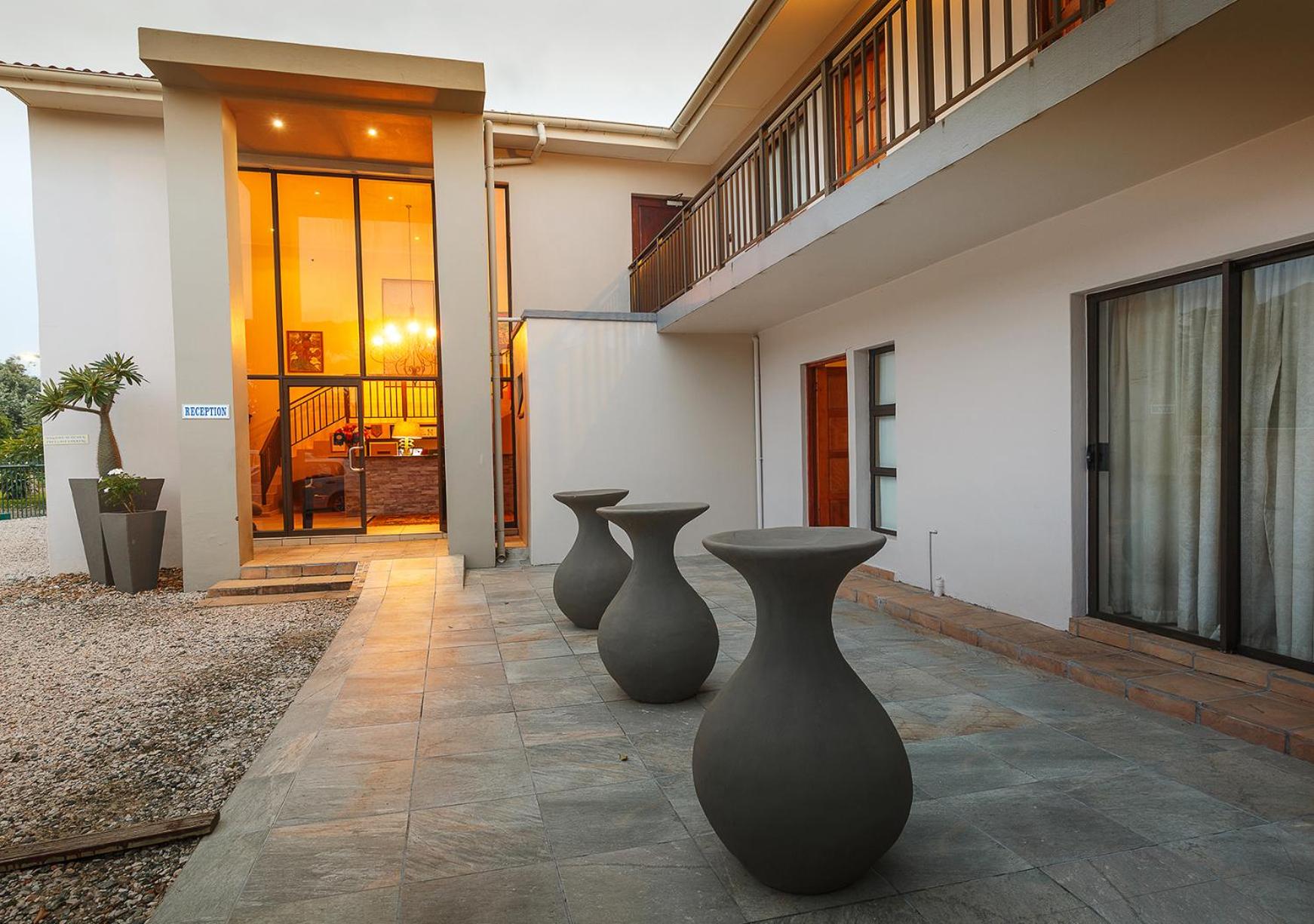 Hotel My Den Beachfront B&B and Self-Catering