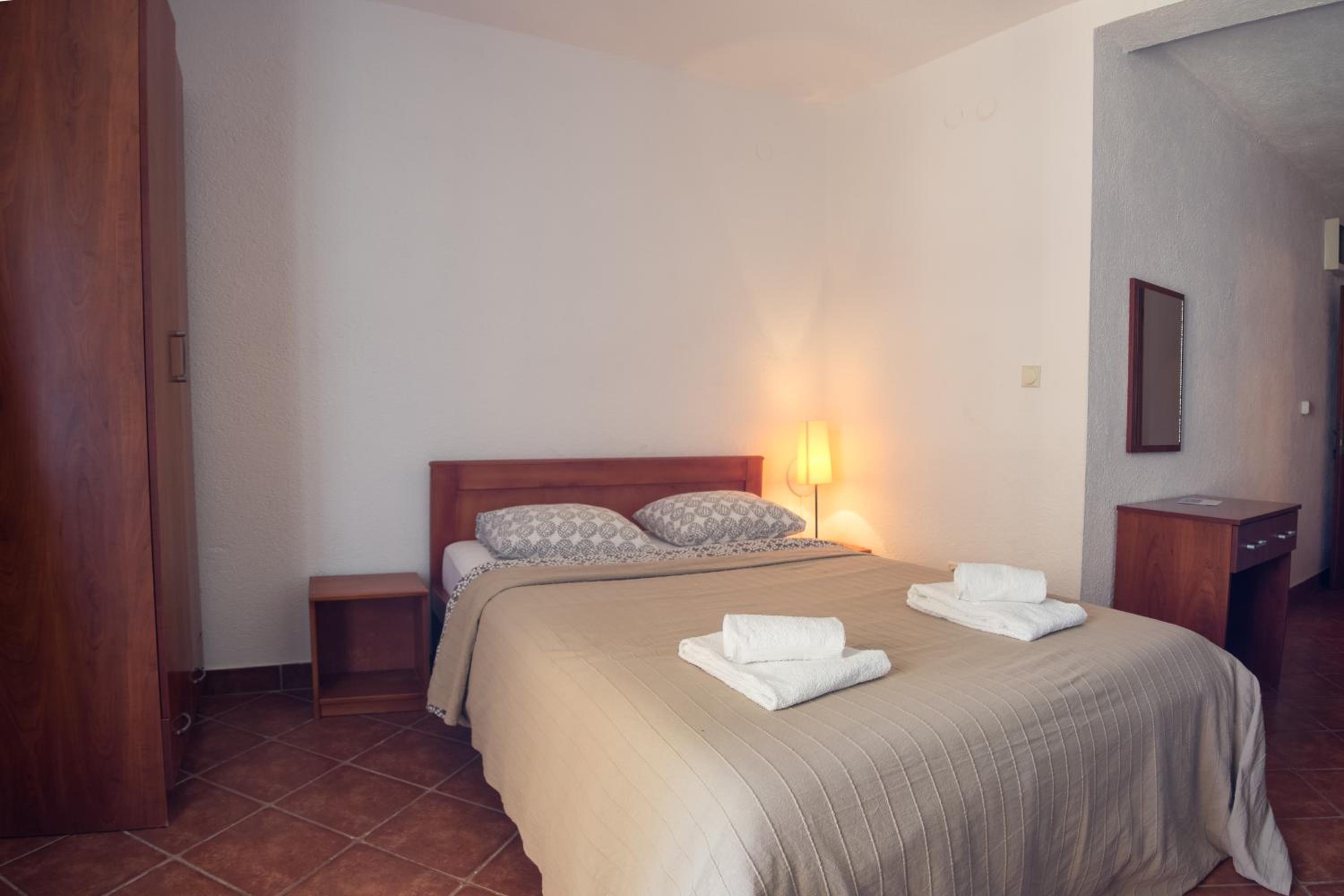Calma Vista Apartments