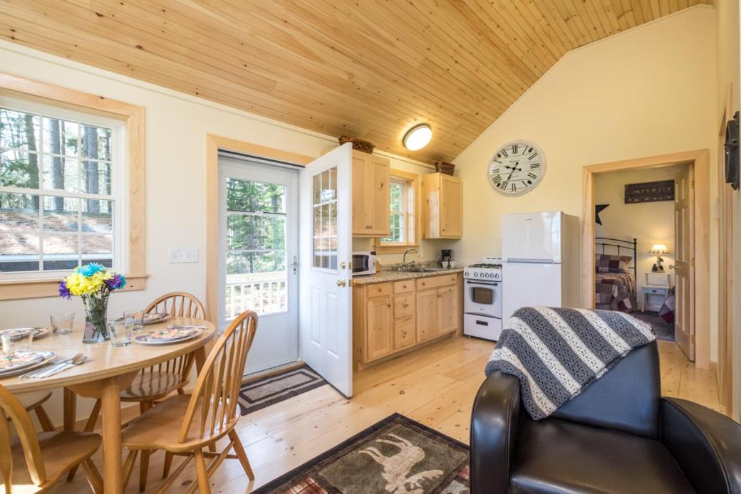 Pine Grove Cottages