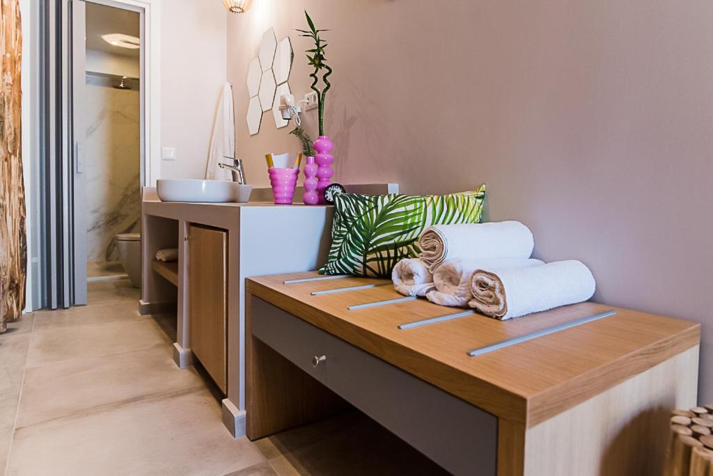 Natali Apartments by Estia