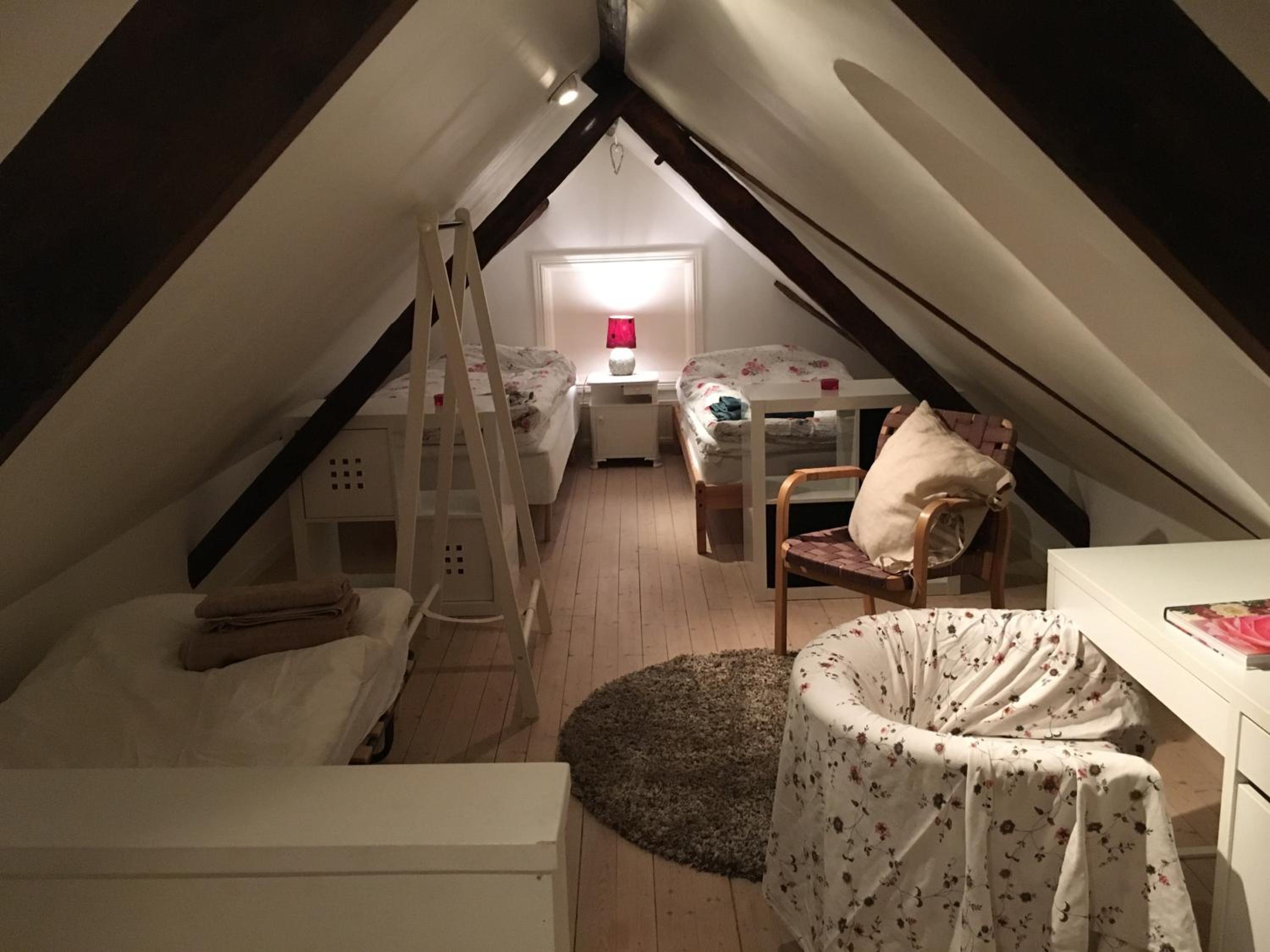 Malistorpets Rosor Bed & Kitchen view 4