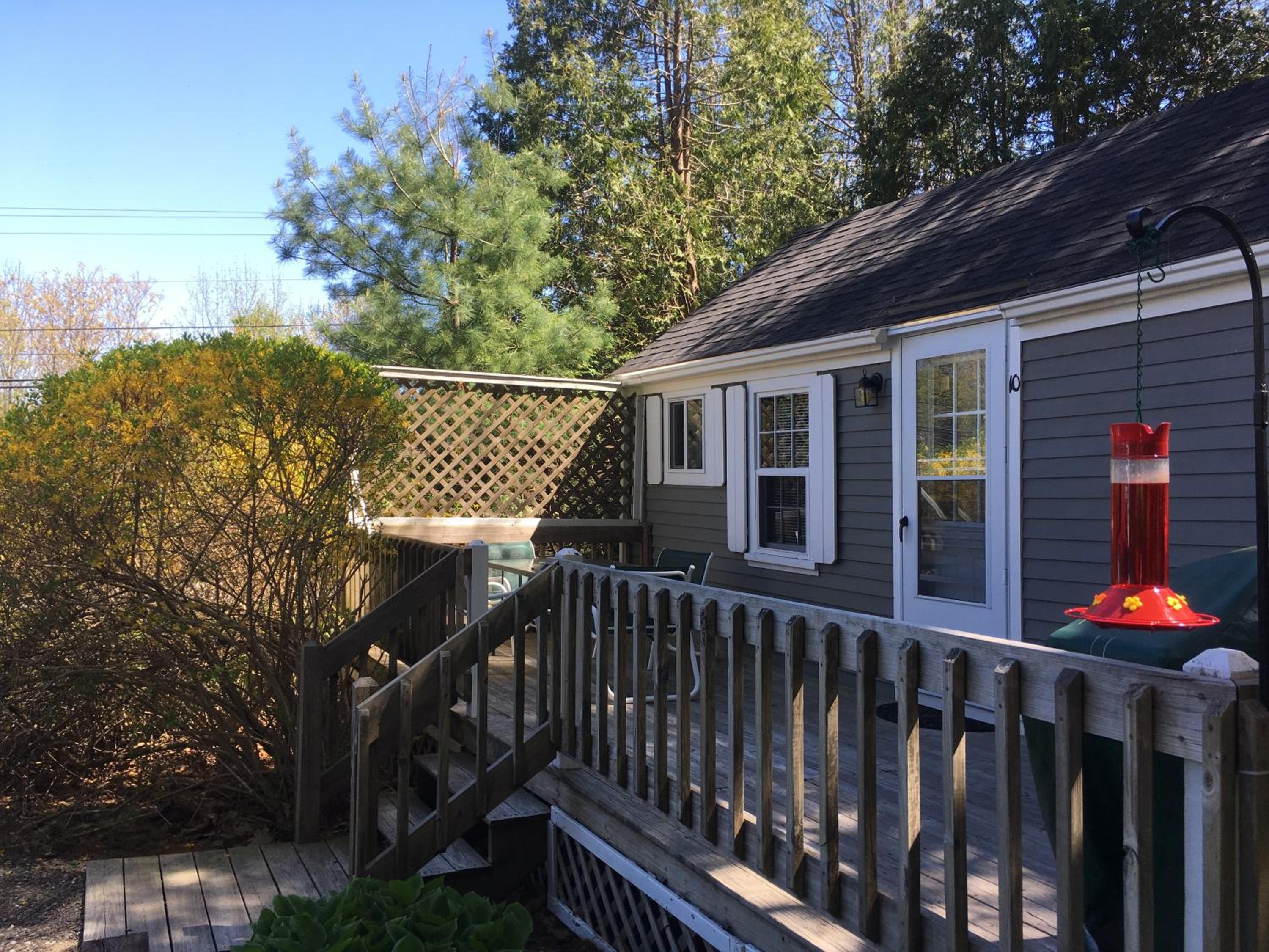 Pine Grove Cottages
