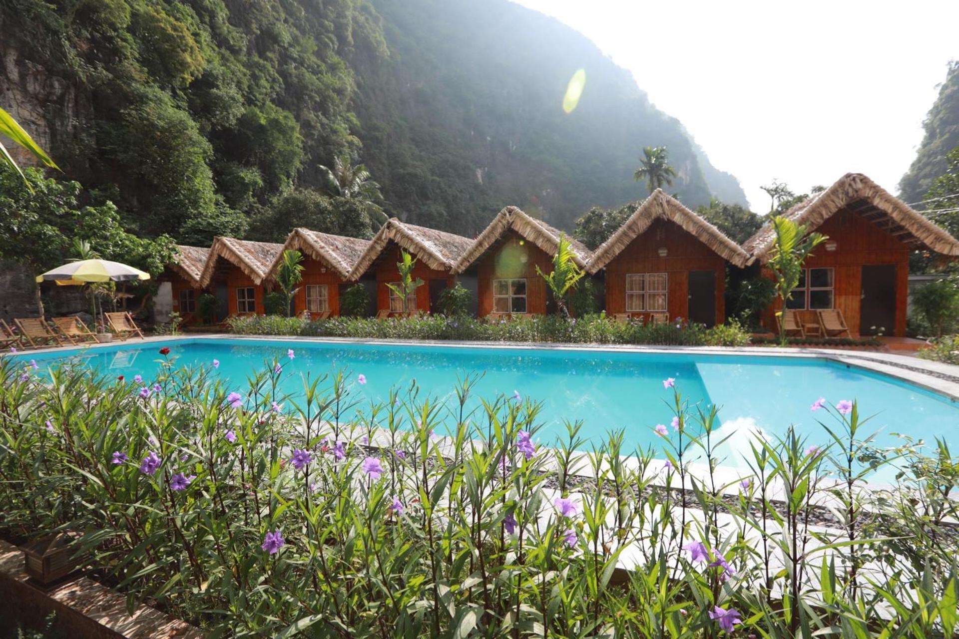 Tam Coc Valley Bungalow