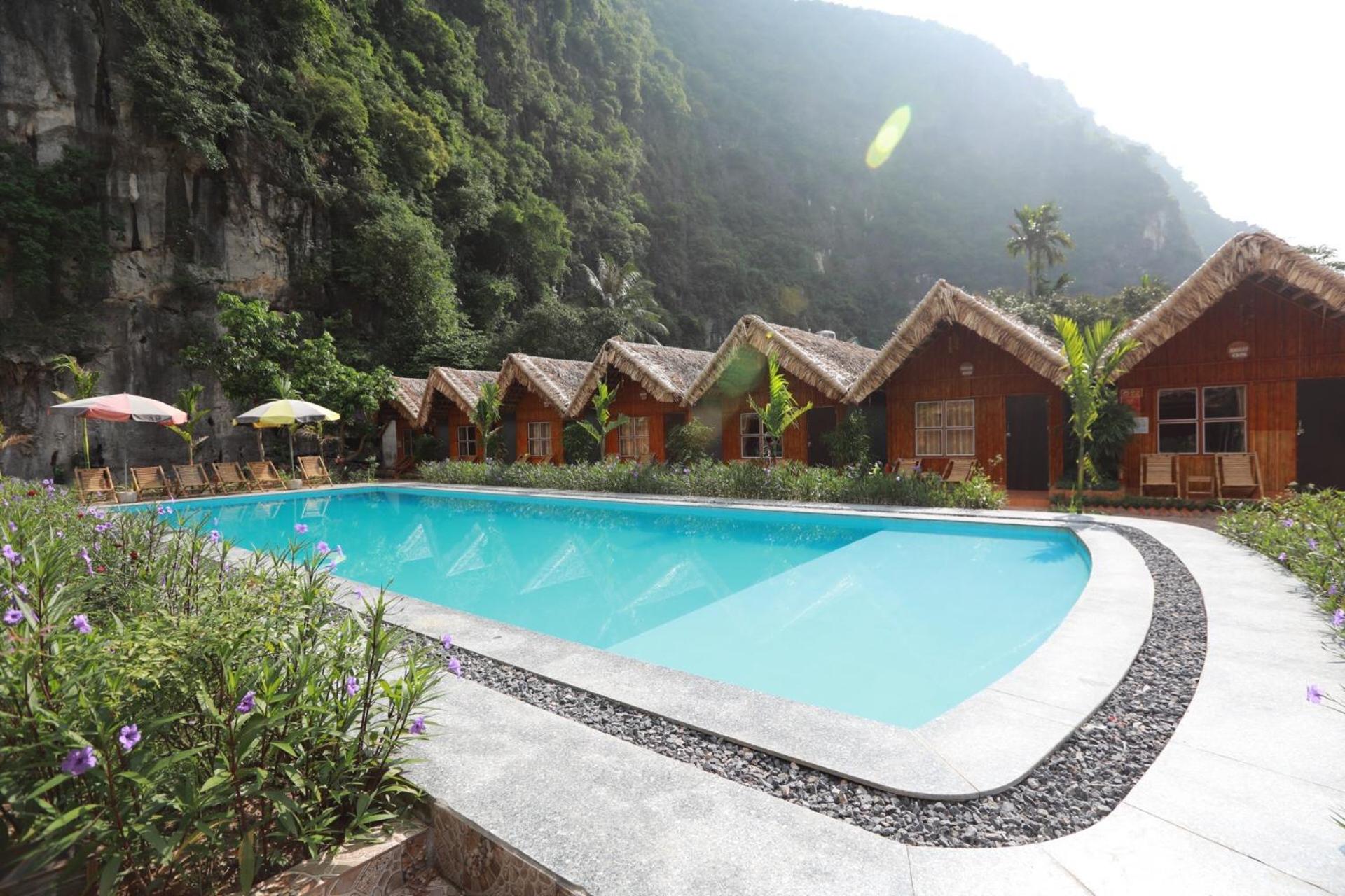 Tam Coc Valley Bungalow