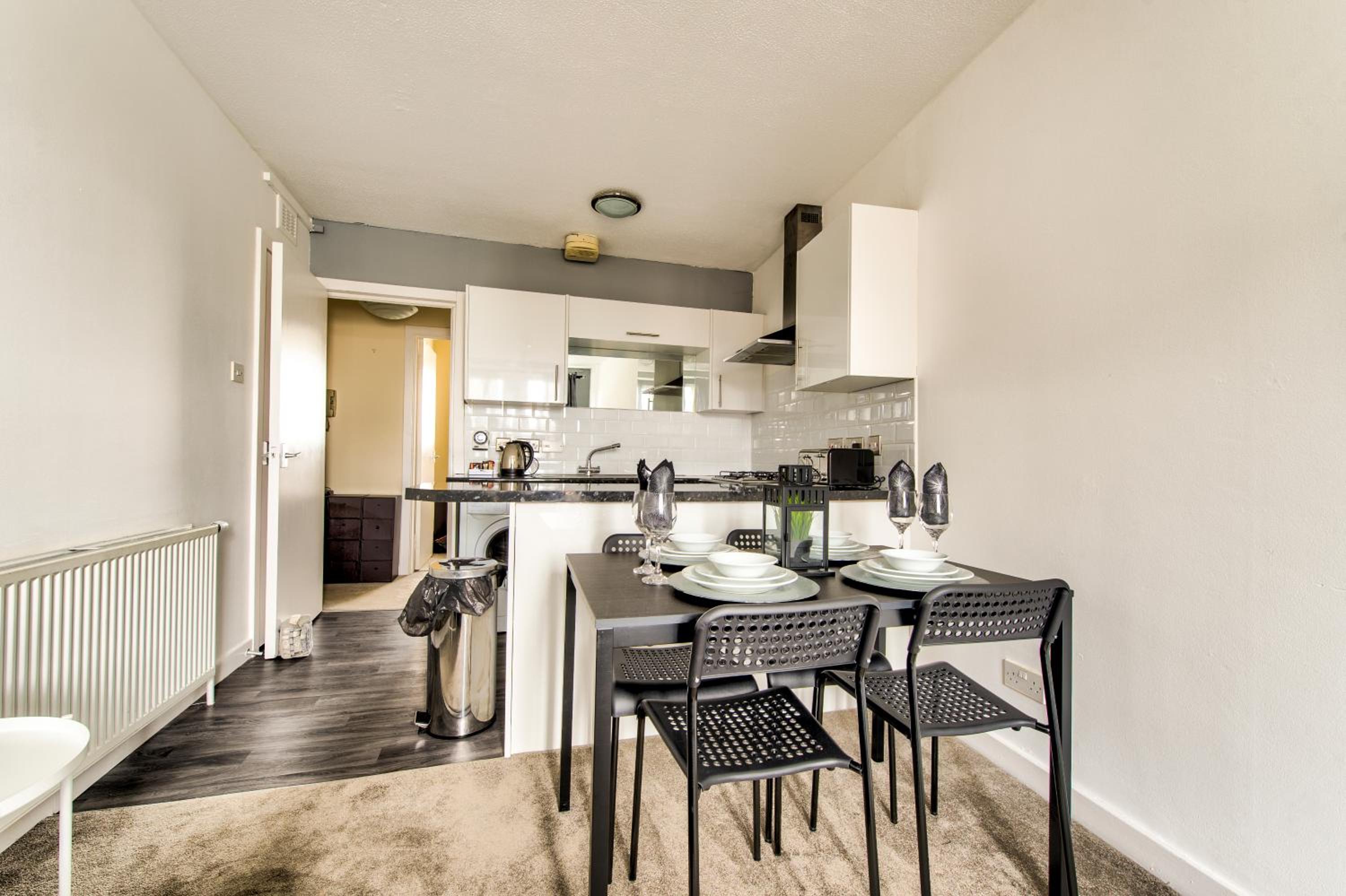 No.5 Serviced Apartment view 4