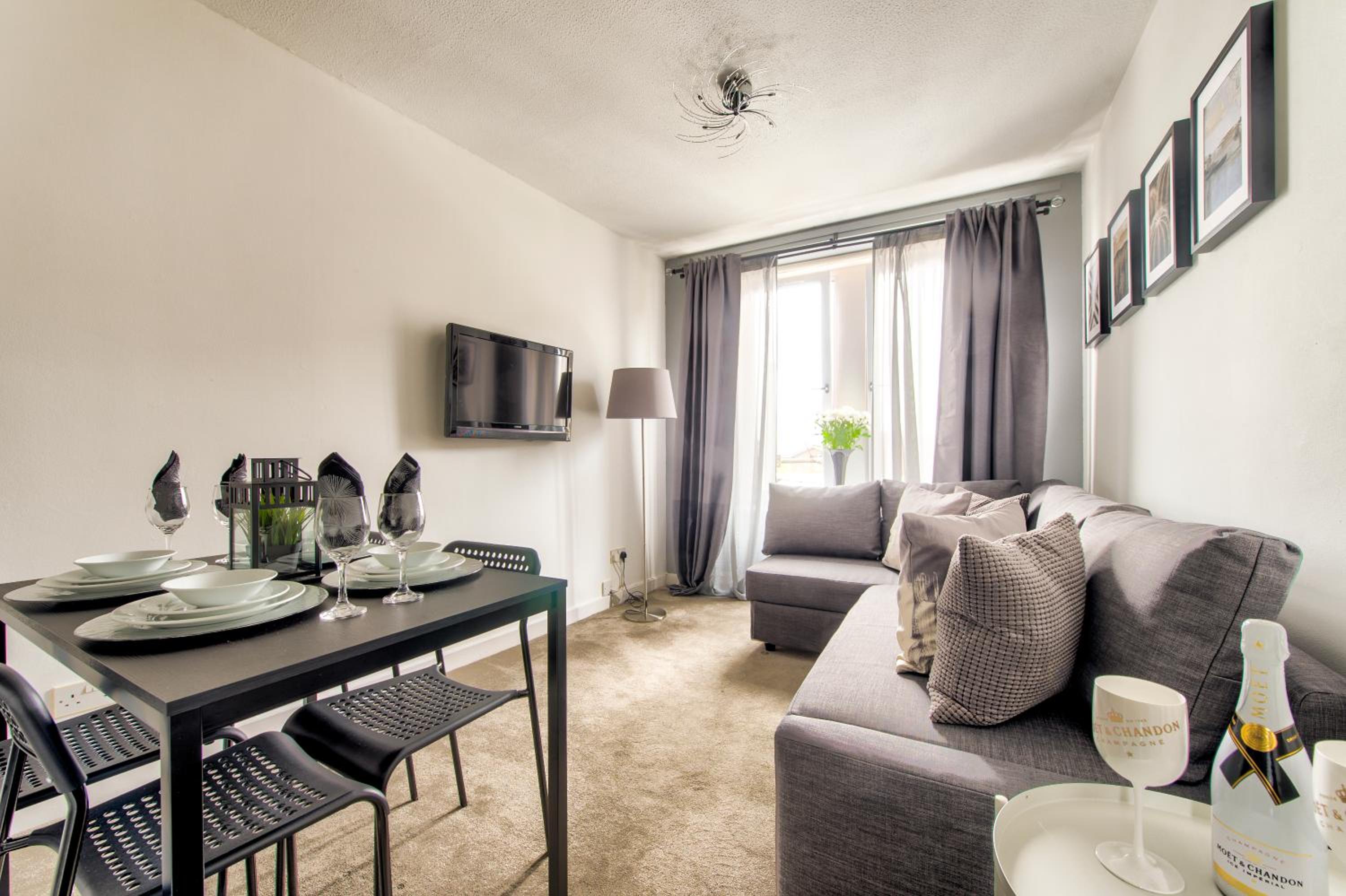 No.5 Serviced Apartment view 5