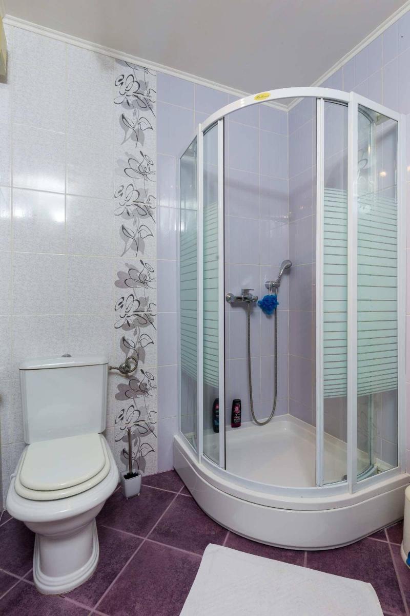 White Rose Apartment