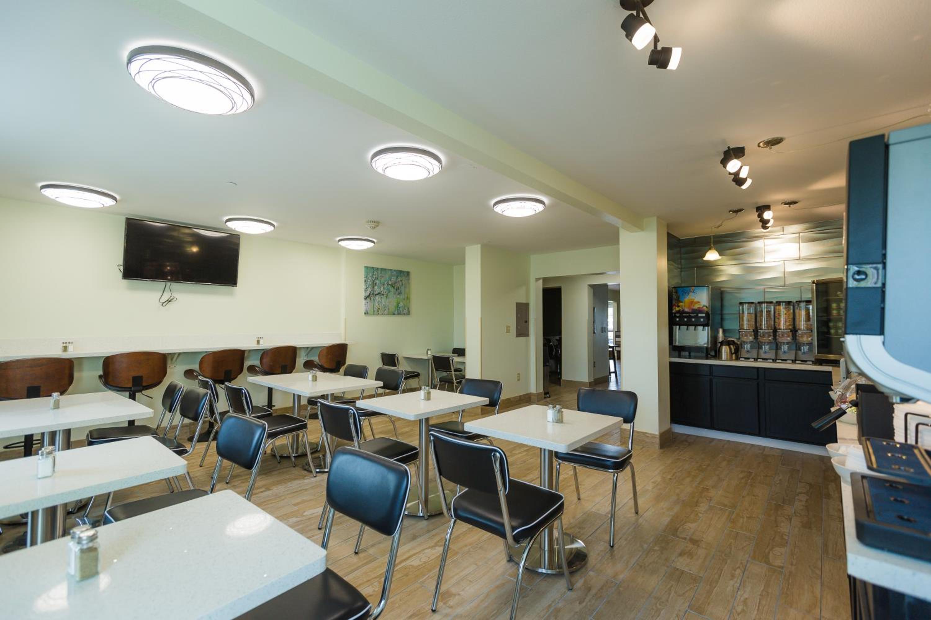 Hawthorn Extended Stay by Wyndham Saint Robert
