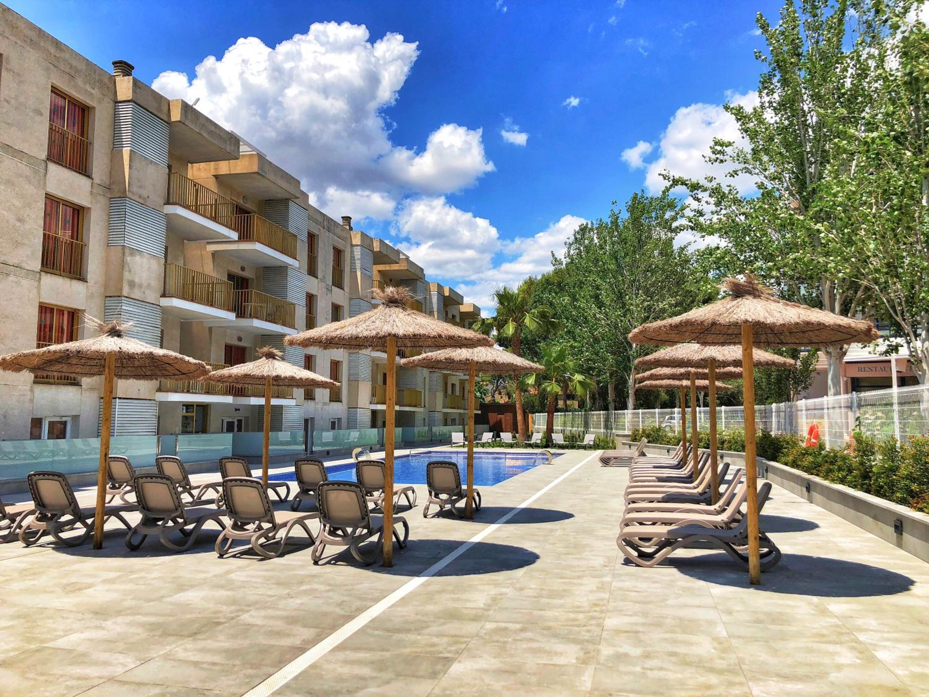 Rentalmar Pins Marina