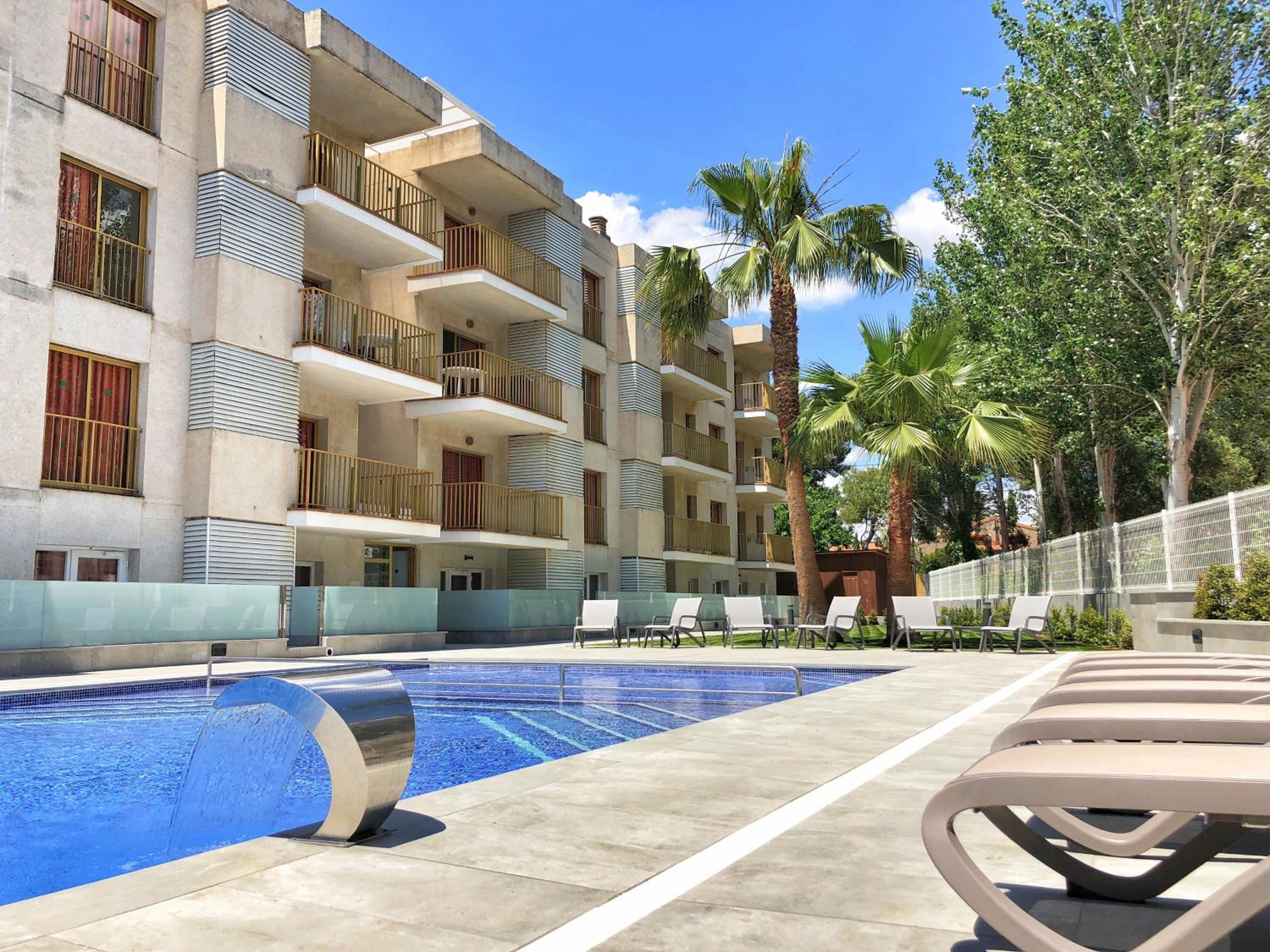 Rentalmar Pins Marina