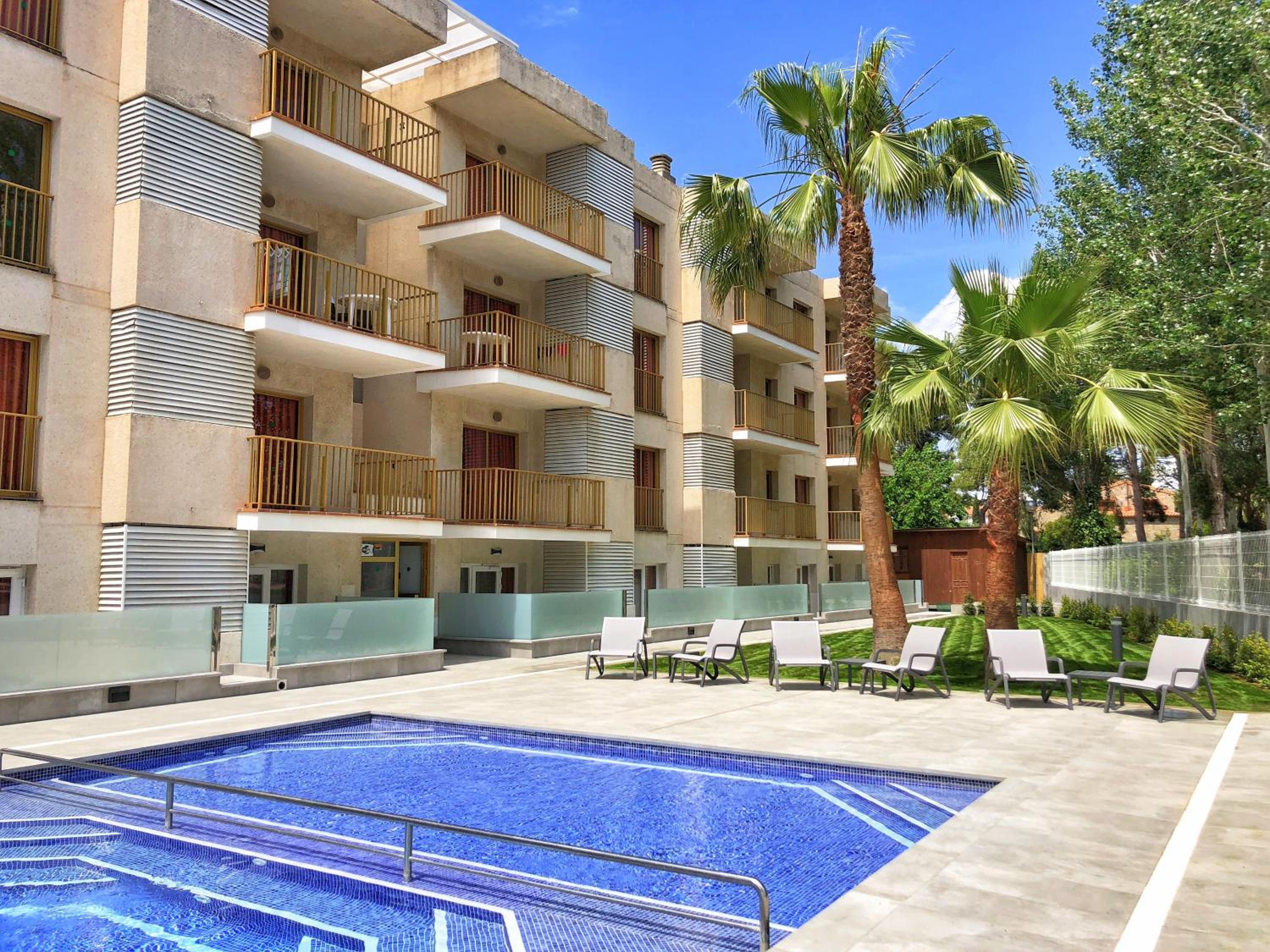 Rentalmar Pins Marina
