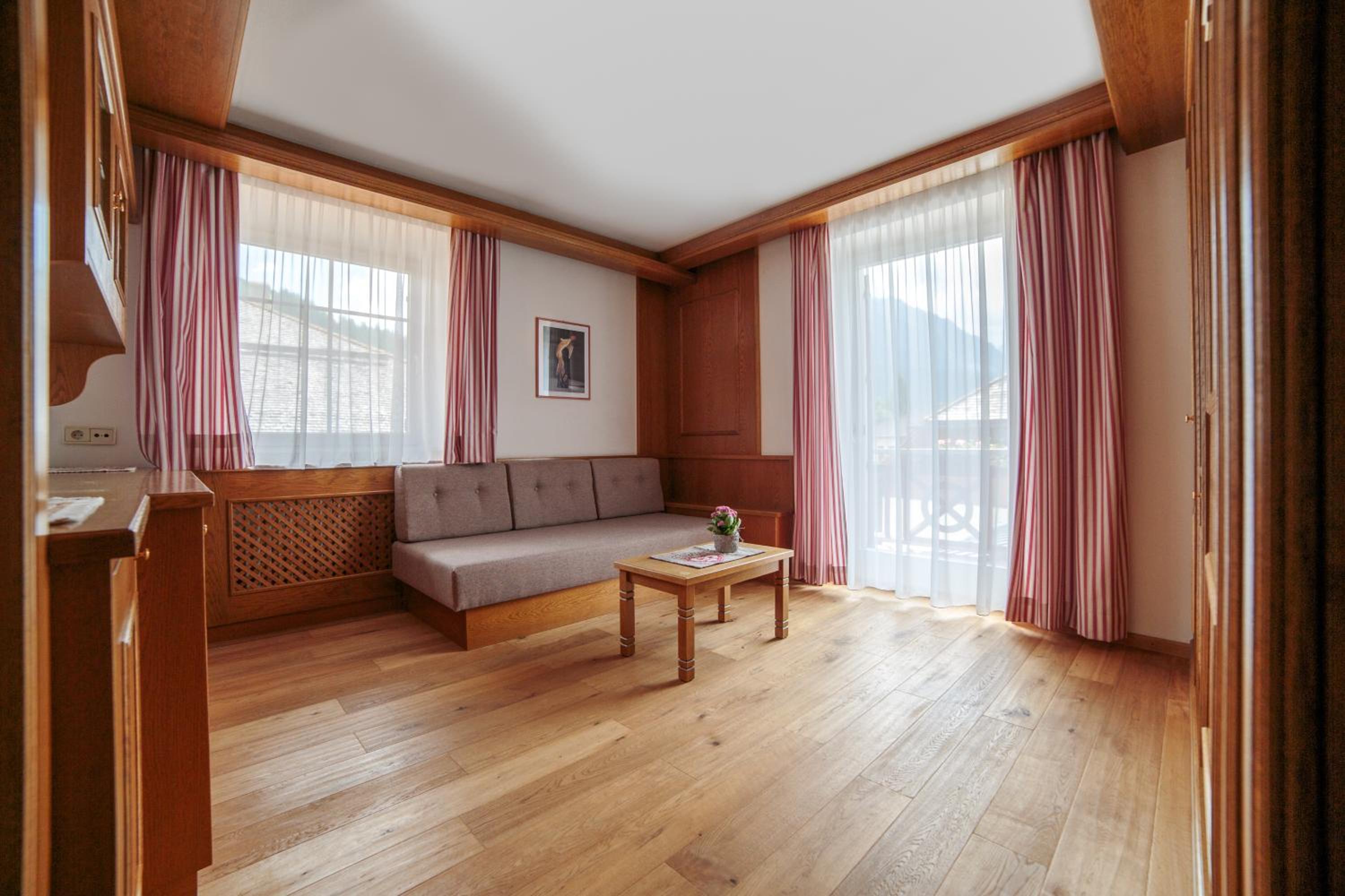 Sapelza Appartementhaus view 3
