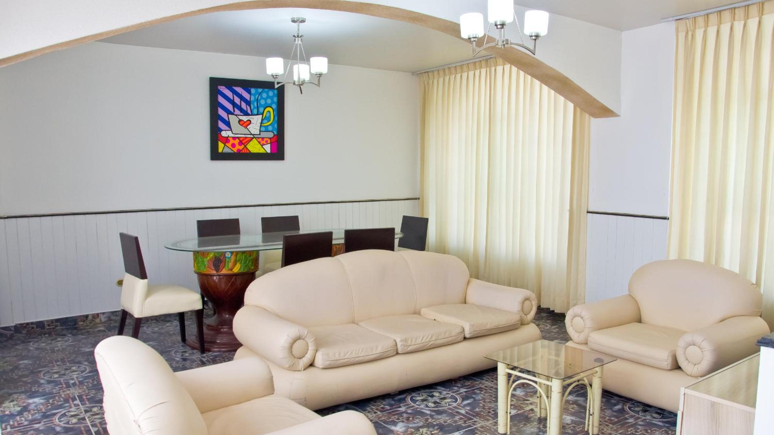 Le Prince Apart Tacna view 3