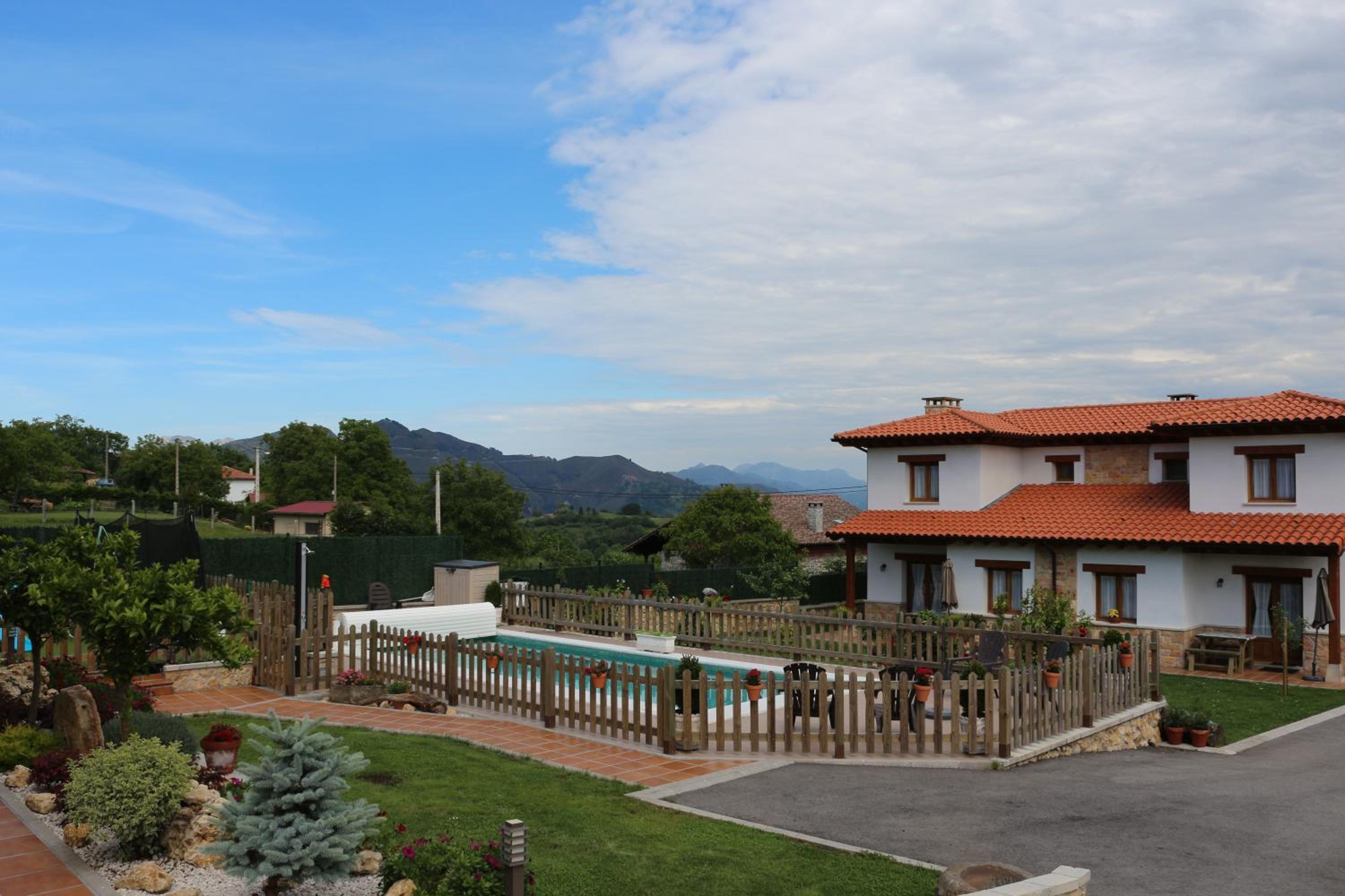 Cuatrovistes view 4