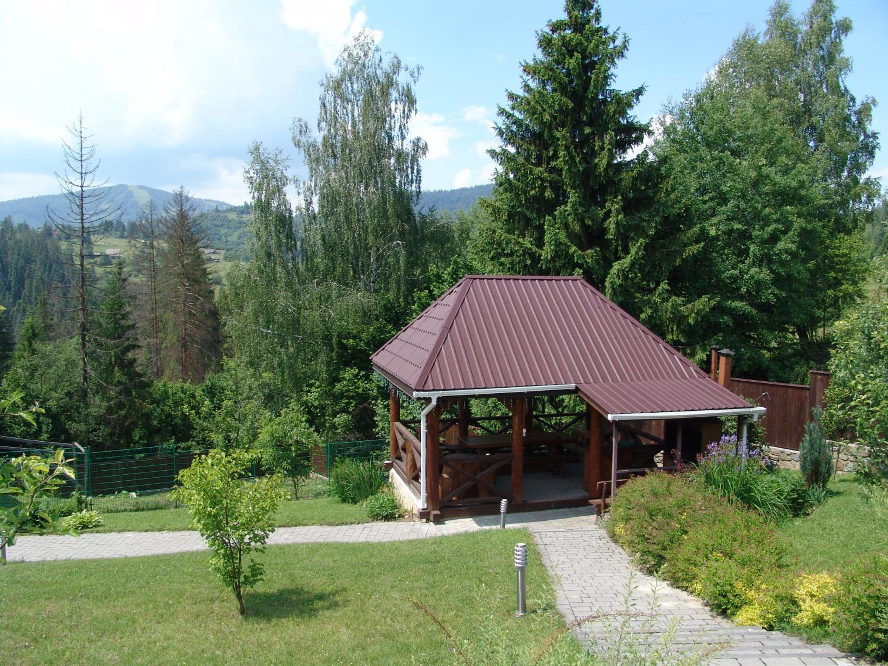 Girska Khatynka view 3