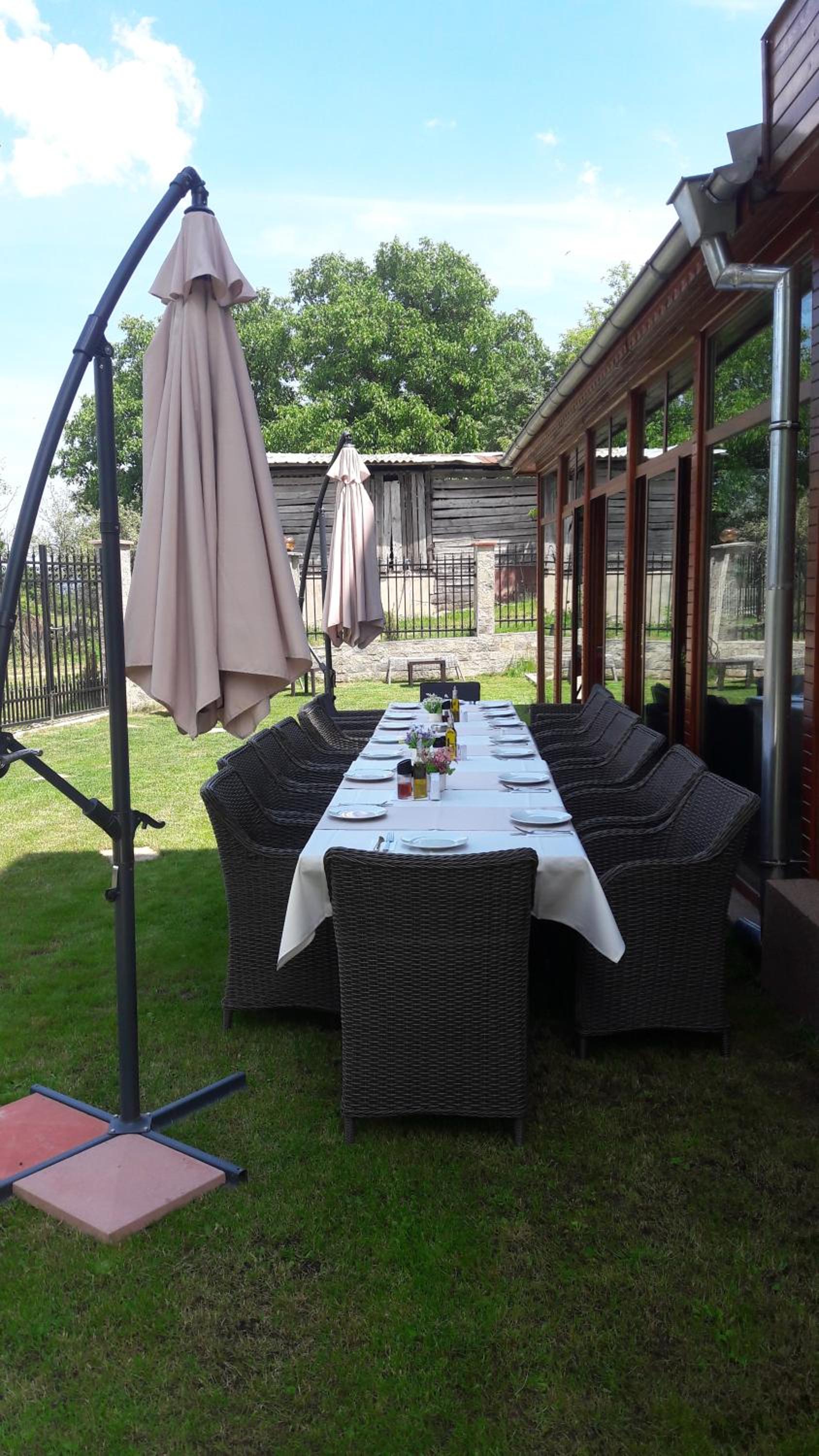 Lakata Guest House