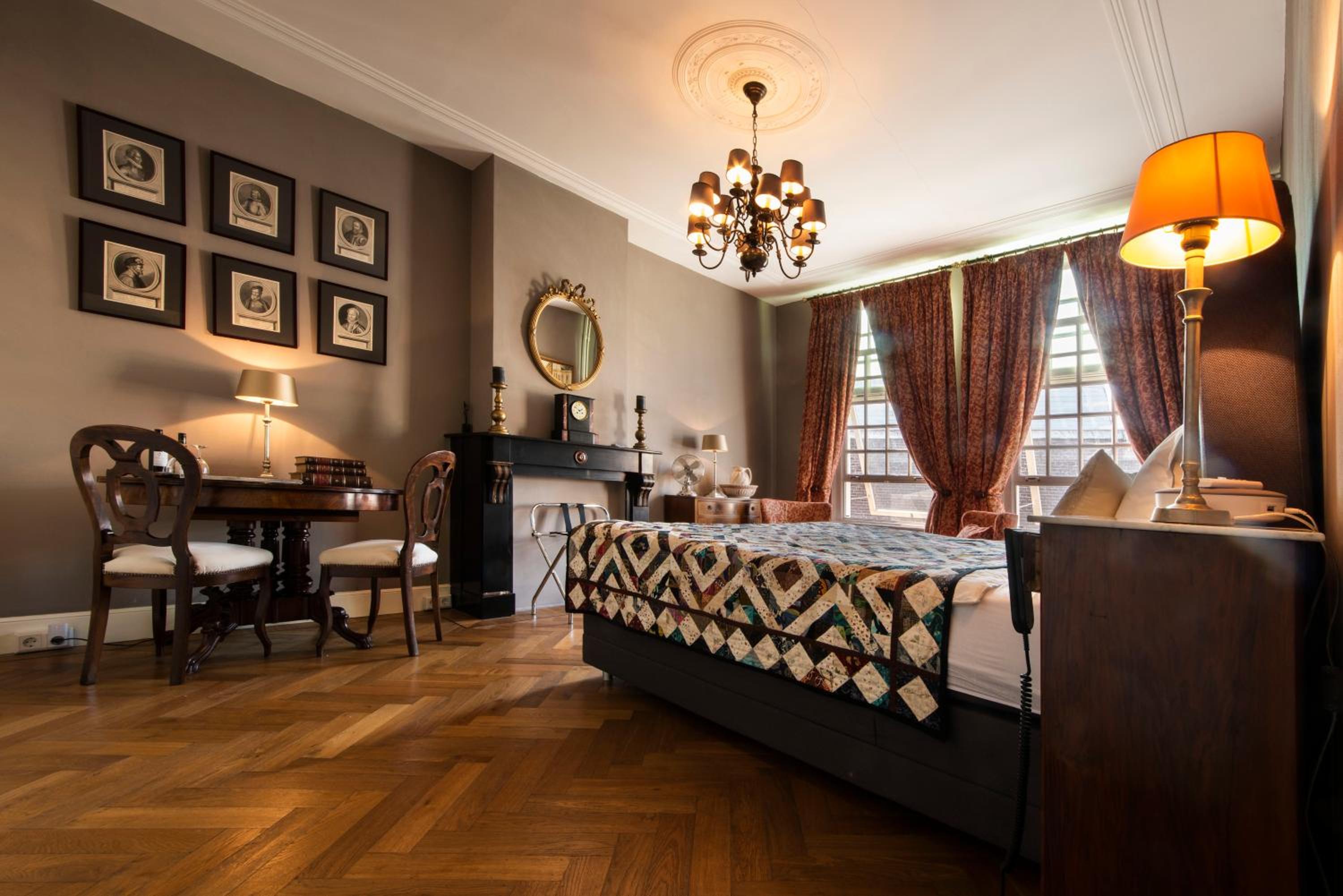 B&B De Schiedamse Suites