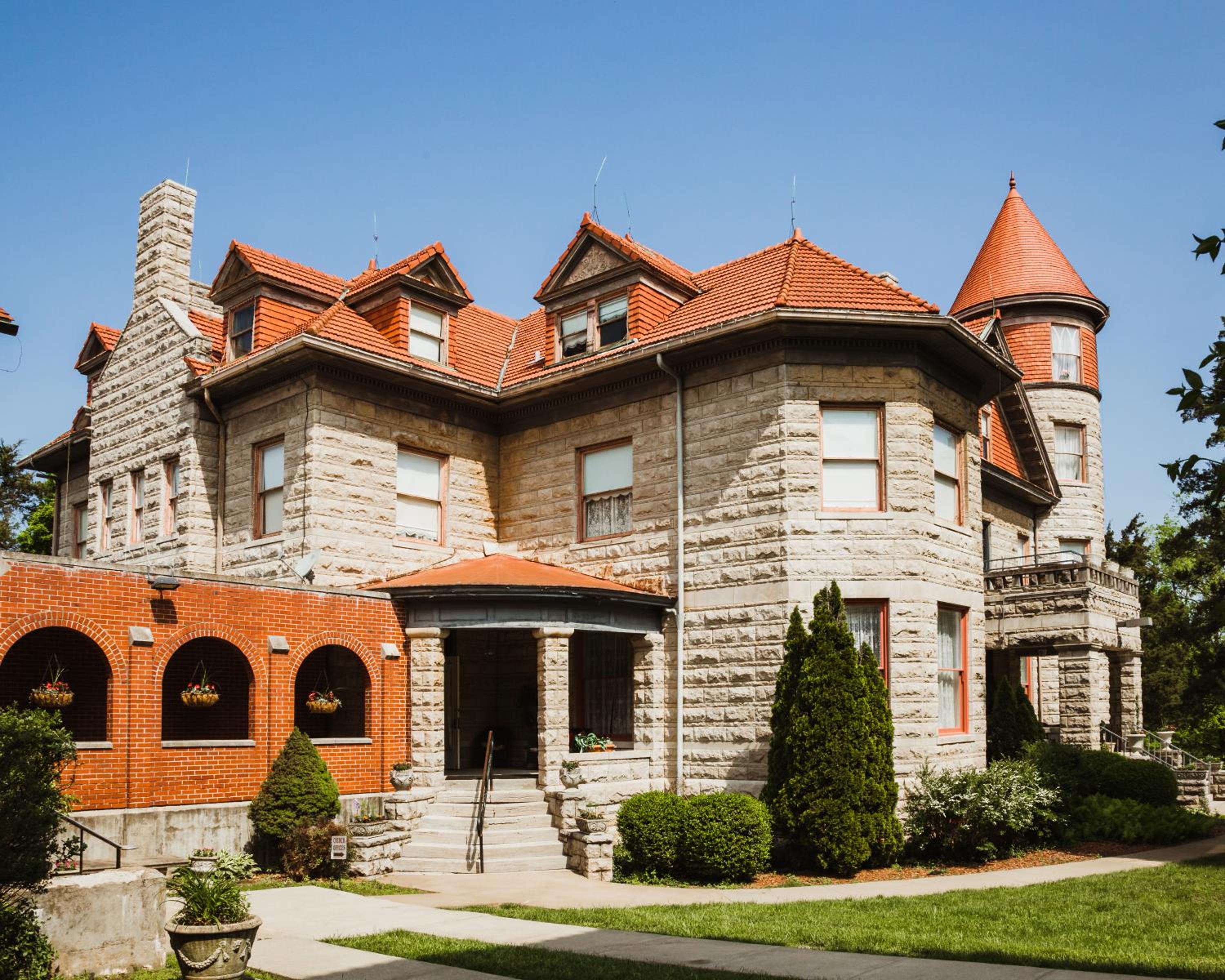 The Mansion at Elfindale