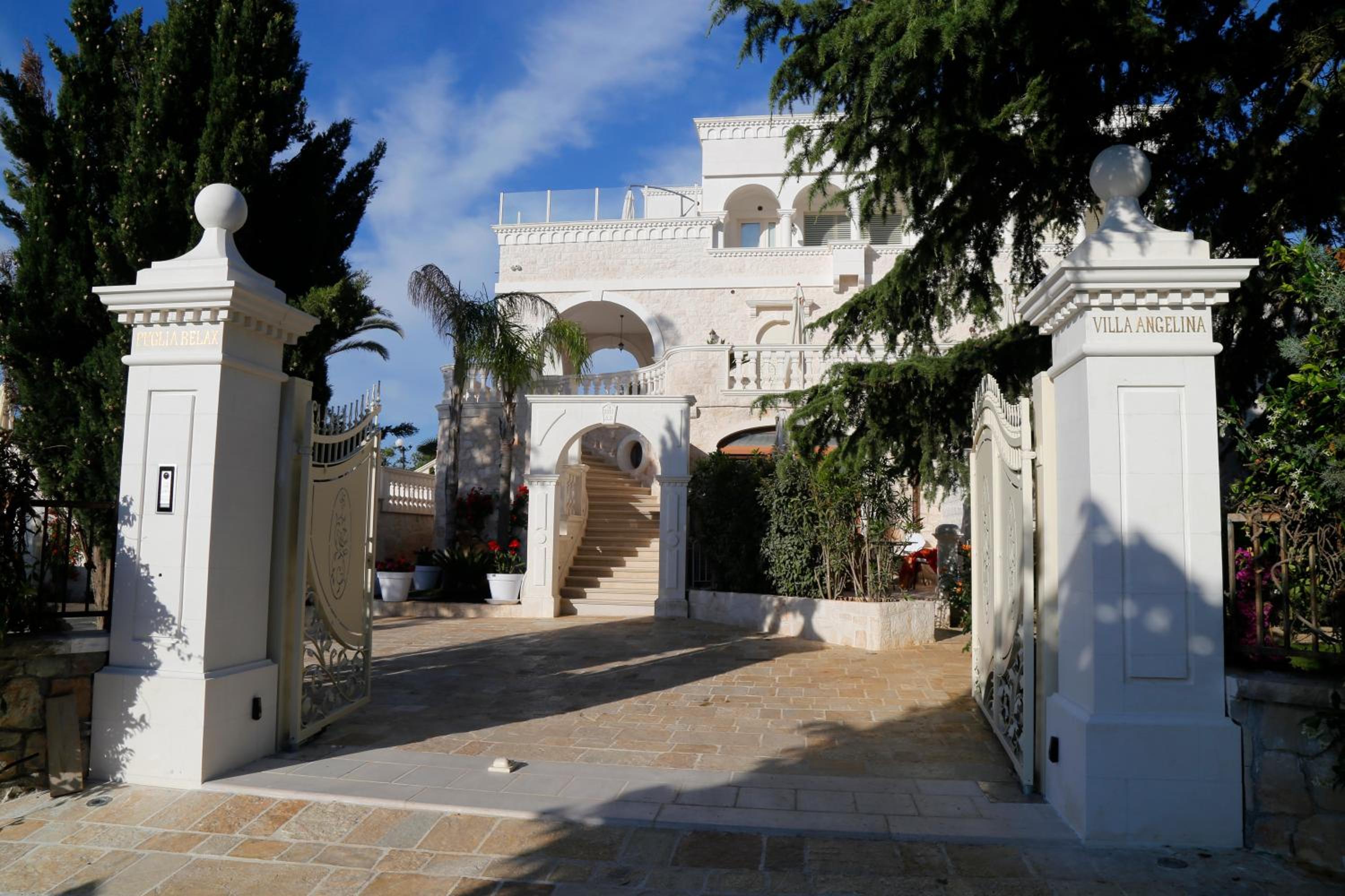Villa Angelina